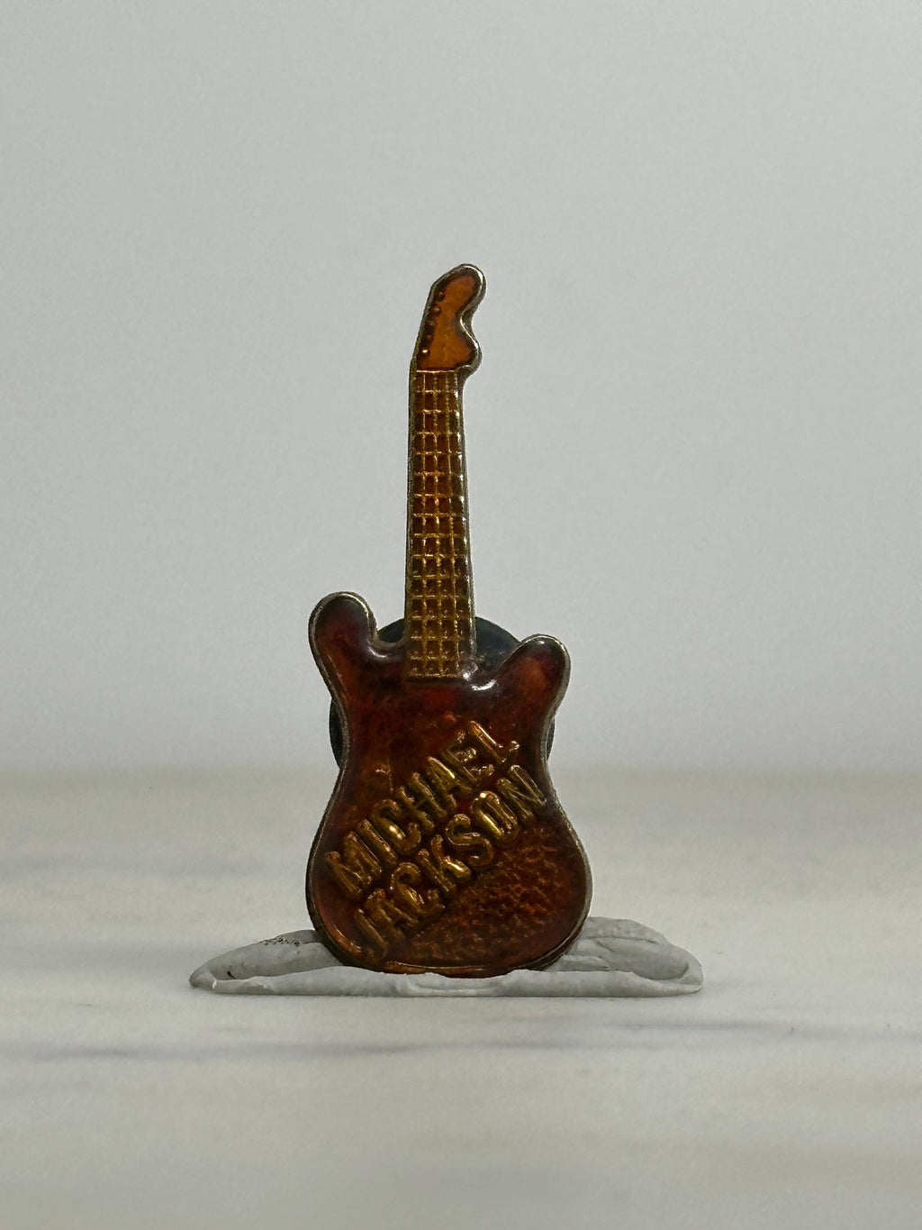 Michael Jackson Guitar Pin: Brown Enamel Finish - Retro Music Accessory