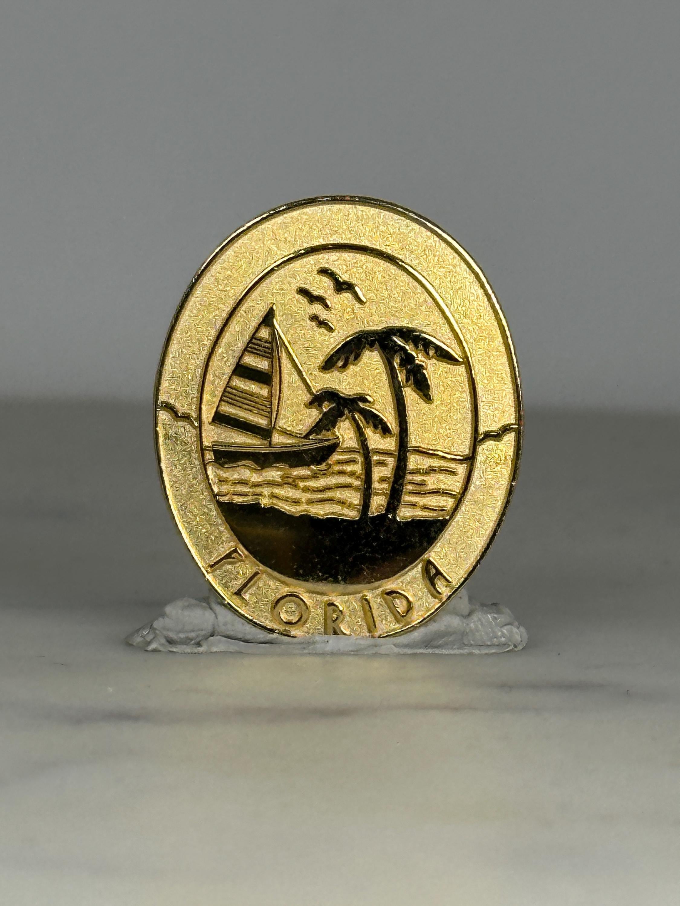 Florida Souvenir Pin: Gold-Tone Enamel - Vintage Travel Accessory