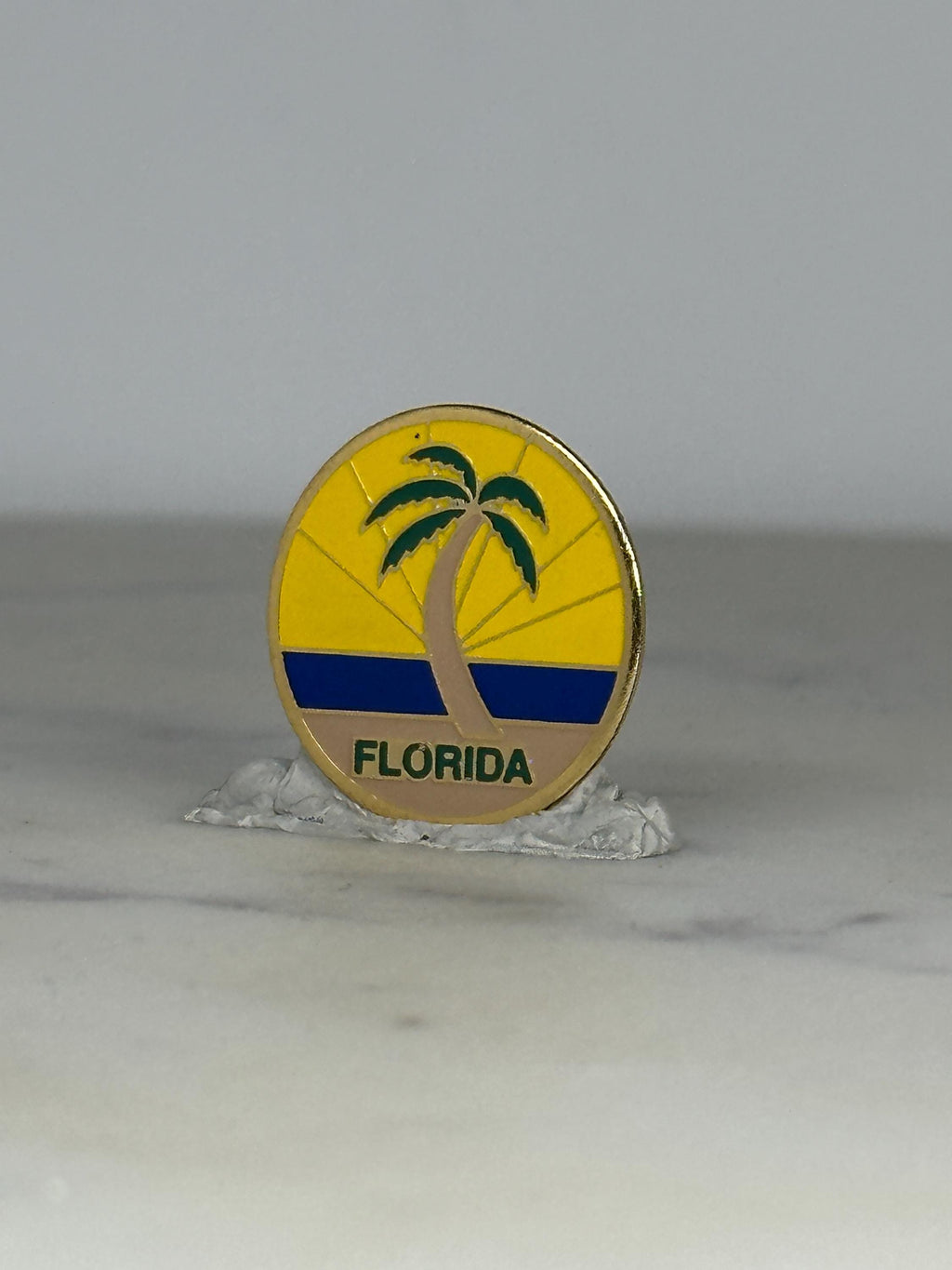Florida Souvenir Enamel Pin: Yellow Palm Tree Design - Retro Travel Accessory