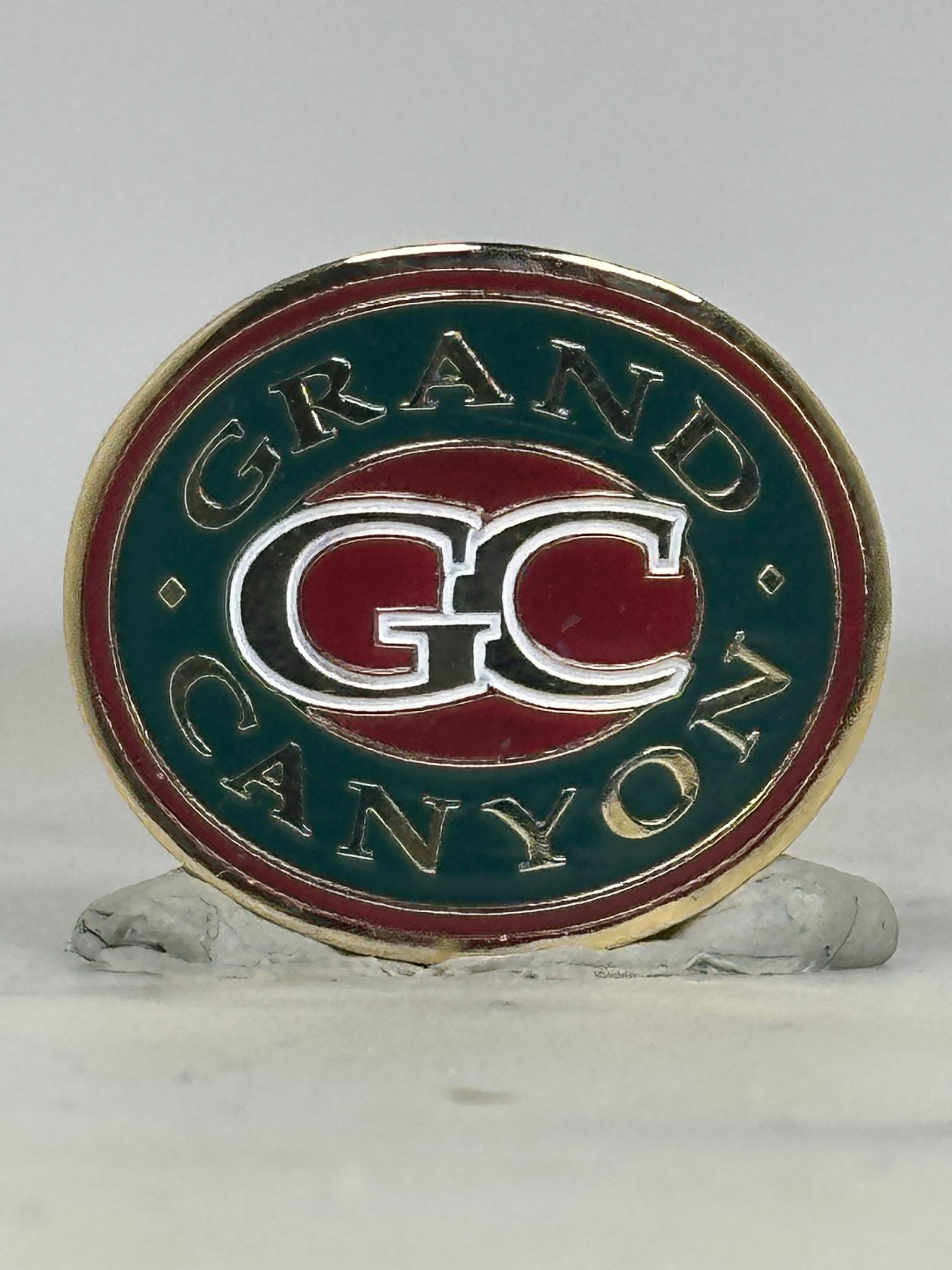 Grand Canyon Souvenir Pin: Red Green Gold Enamel - Vintage Travel Accessory