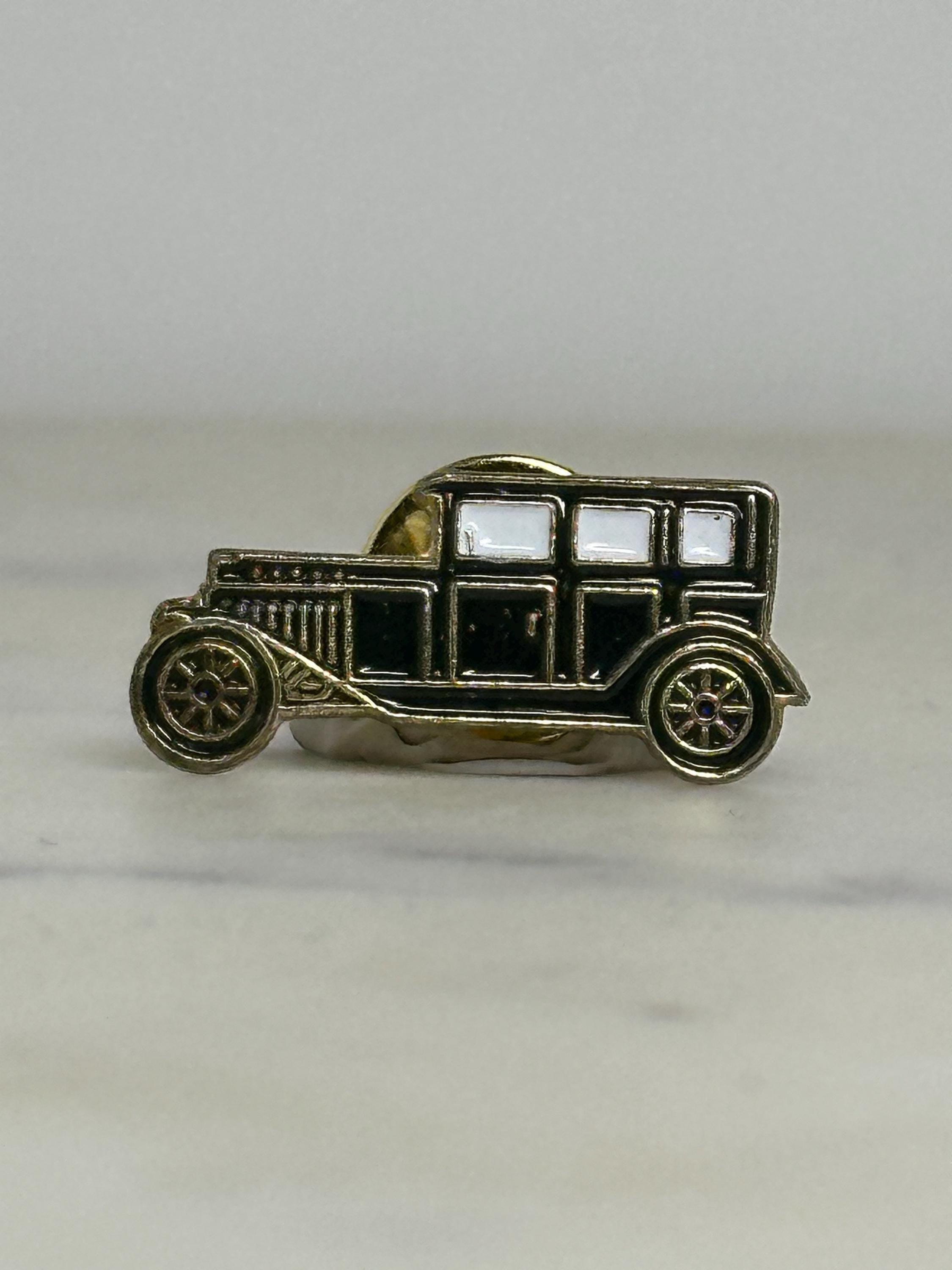 1920s Ford Model A Pin – Vintage Black & Gold Enamel Classic Car Lapel