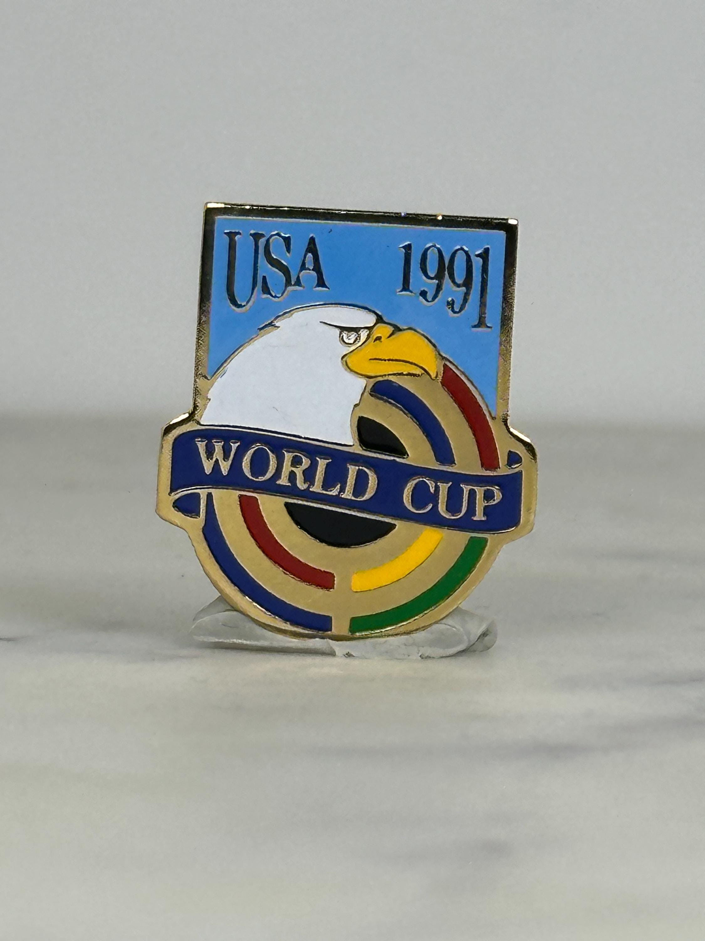 USA 1991 World Cup Pin: Gold Enamel Eagle - Vintage Sport Accessory