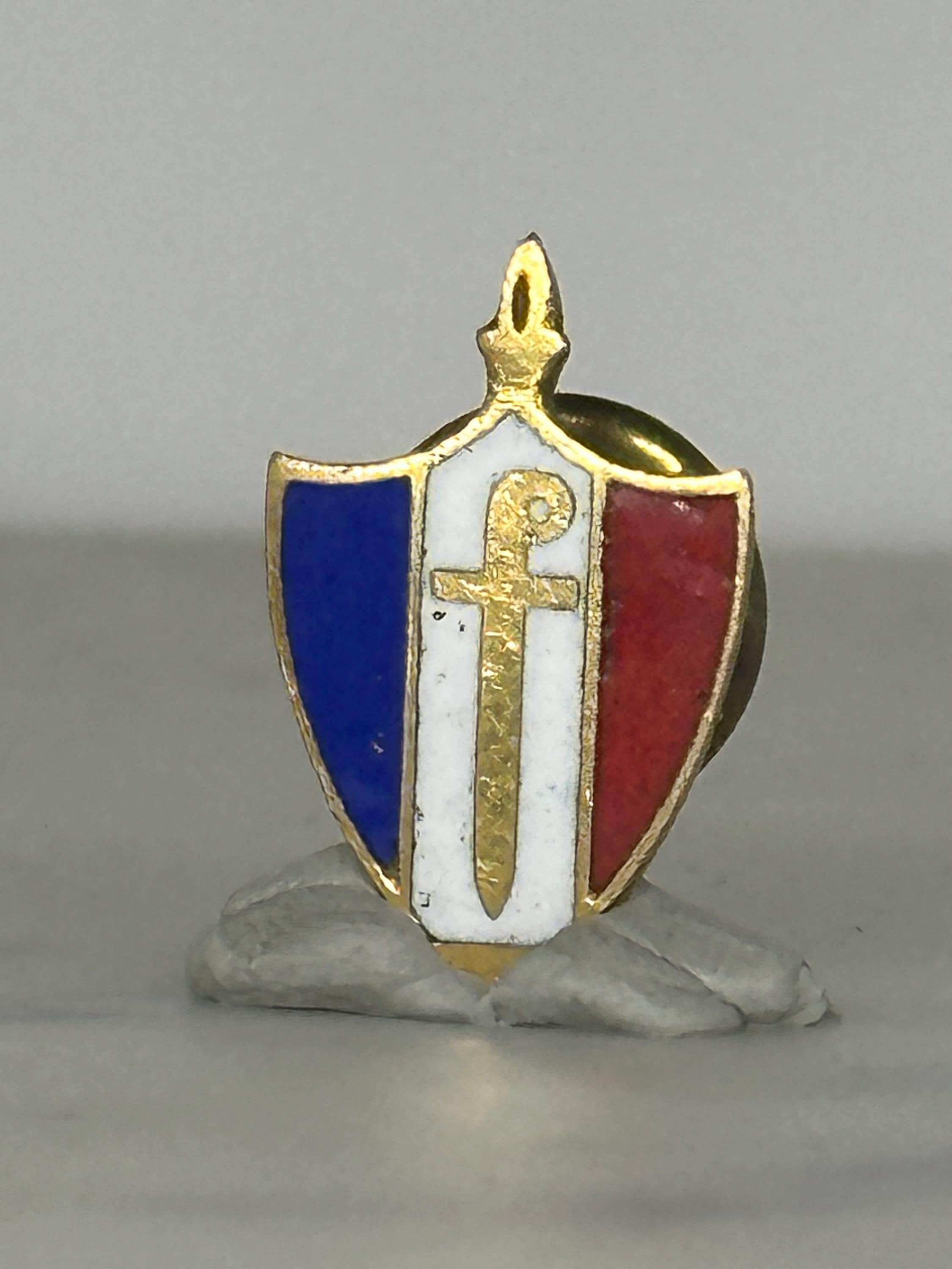 Vintage Tricolor Shield Pin – Gold Sword Religious or Fraternal Emblem