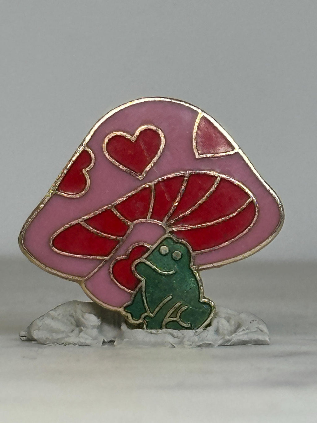Frog & Mushroom Enamel Pin: Pink Red Gold Finish - Whimsical Retro Accessory
