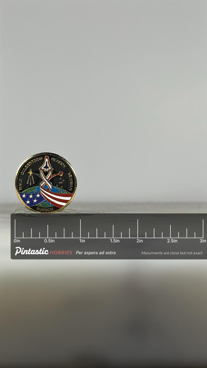 NASA Space Shuttle Discovery STS-51 Mission Pin (1993) – Culbertson, Readdy, Walz, Newman, Bursch Crew – Vintage NASA Collect