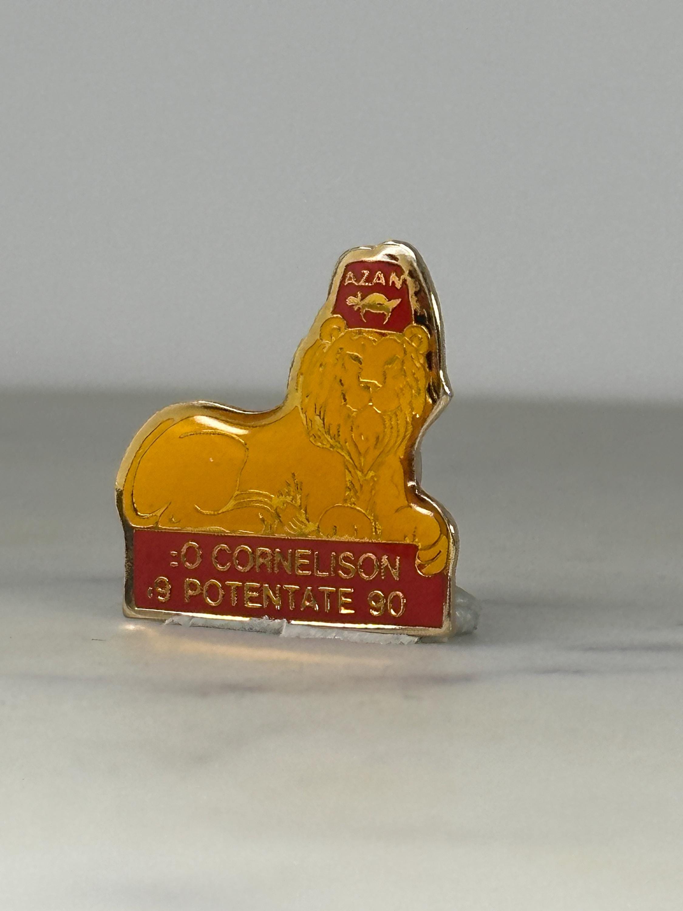 Shriners Lion Enamel Pin: Gold & Red Hard Enamel - 1990 Fraternal Accessory