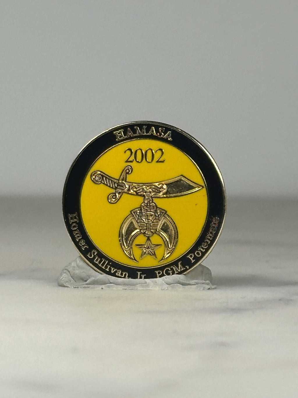 Hamasa Shrine Collectible Pin: Yellow Gold Emblem - 2002 Fraternal Accessory