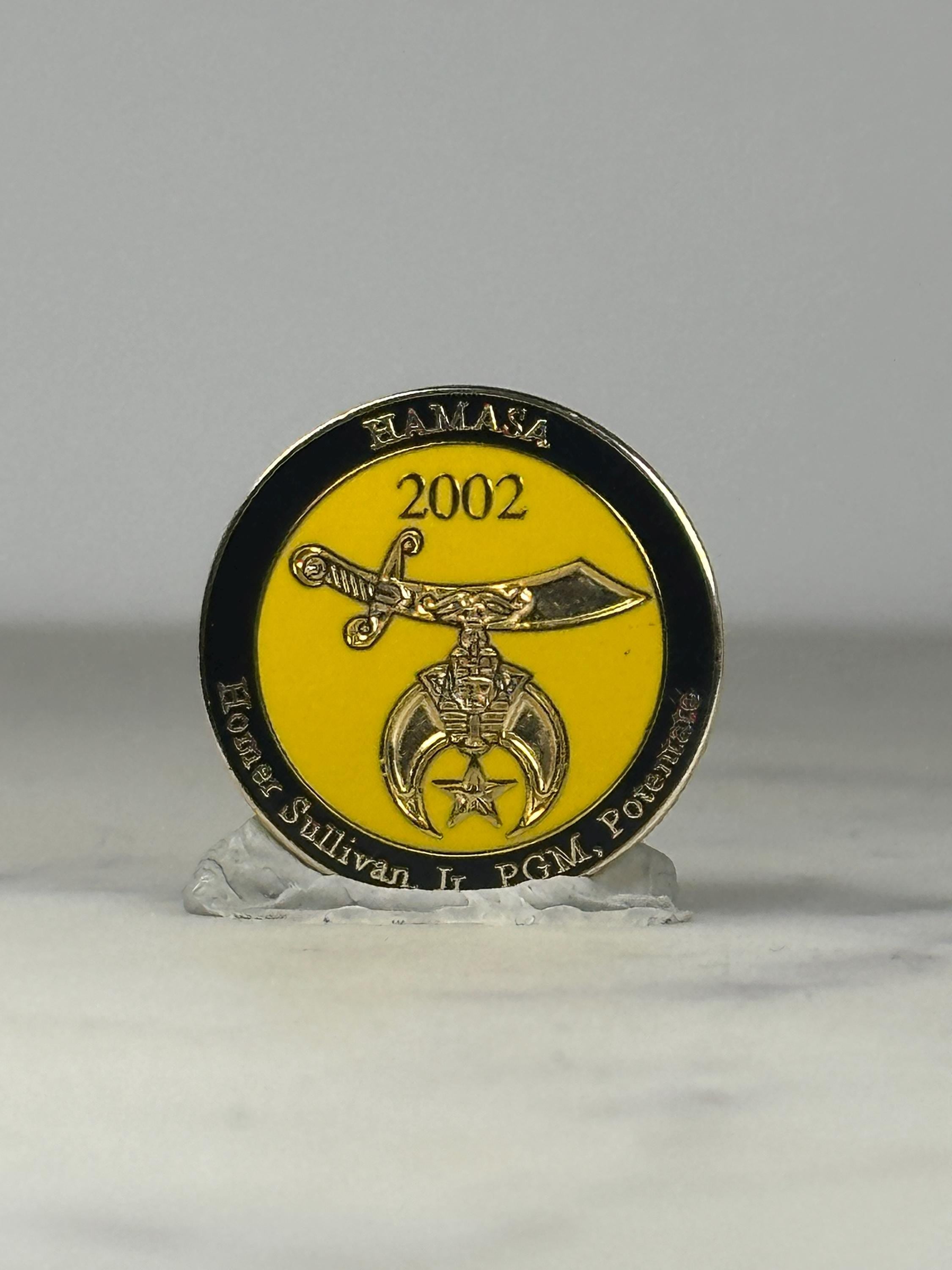 Hamasa Shrine Collectible Pin: Yellow Gold Emblem - 2002 Fraternal Accessory