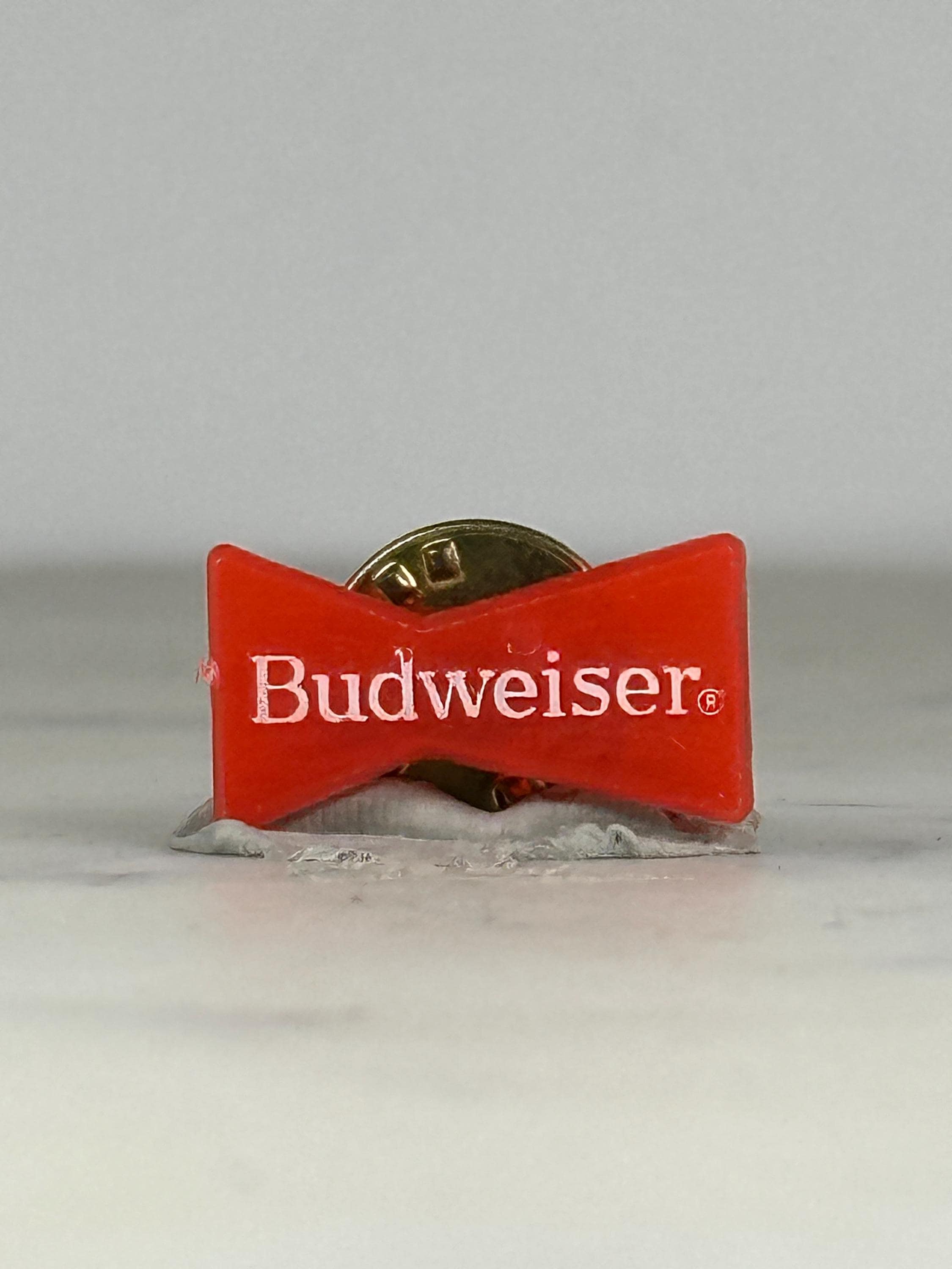 Budweiser Logo Pin: Red Enamel Gold-Tone - Vintage Barware Accessory