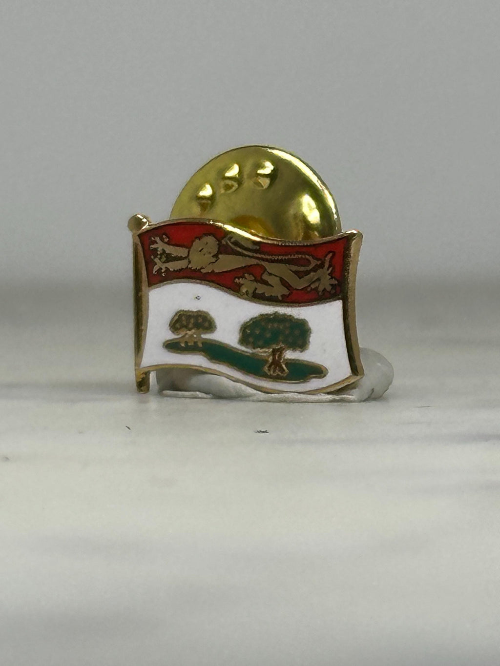 Prince Edward Island Flag Pin: Gold Trim Enamel - Canadian Souvenir Accessory