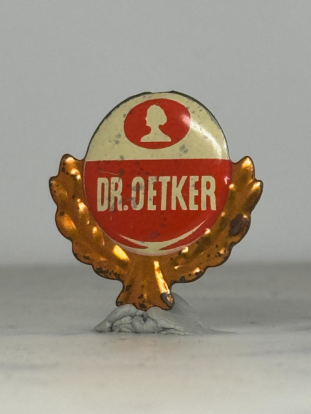 Dr. Oetker Enamel Pin: Red & Gold Logo Design - Vintage Advertising Accessory