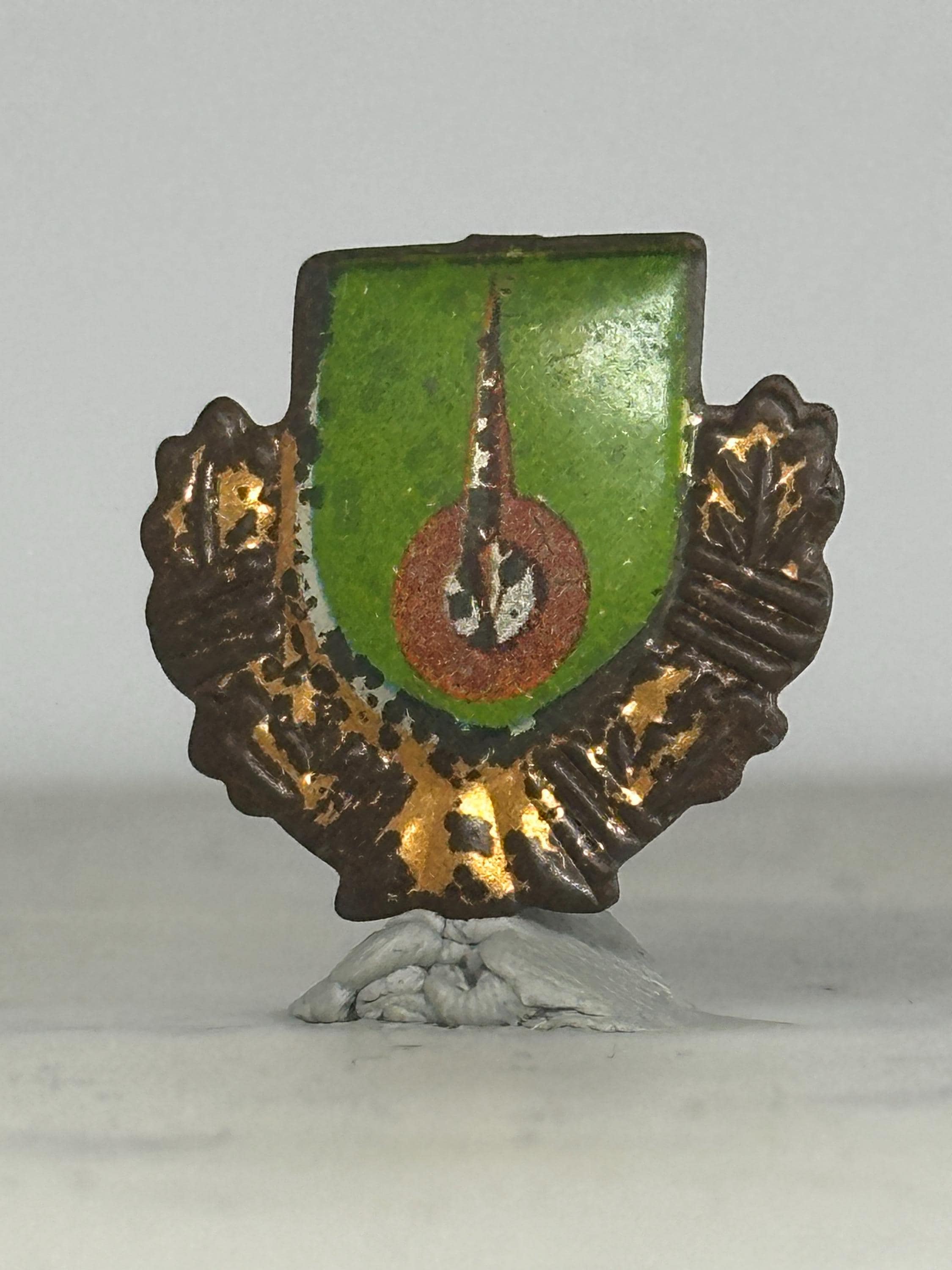Vintage Jowett Javelin Auto Pin – 1950s Green Enamel British Car Emblem