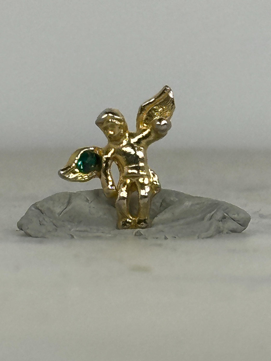 Angel Cherub Pin: Gold Tone with Green Gem - Vintage Religious Accessory