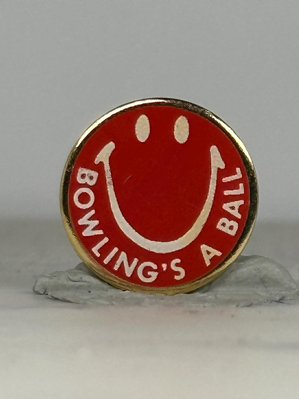 Bowling Smiley Enamel Pin: Red White Gold - Retro Sports Accessory