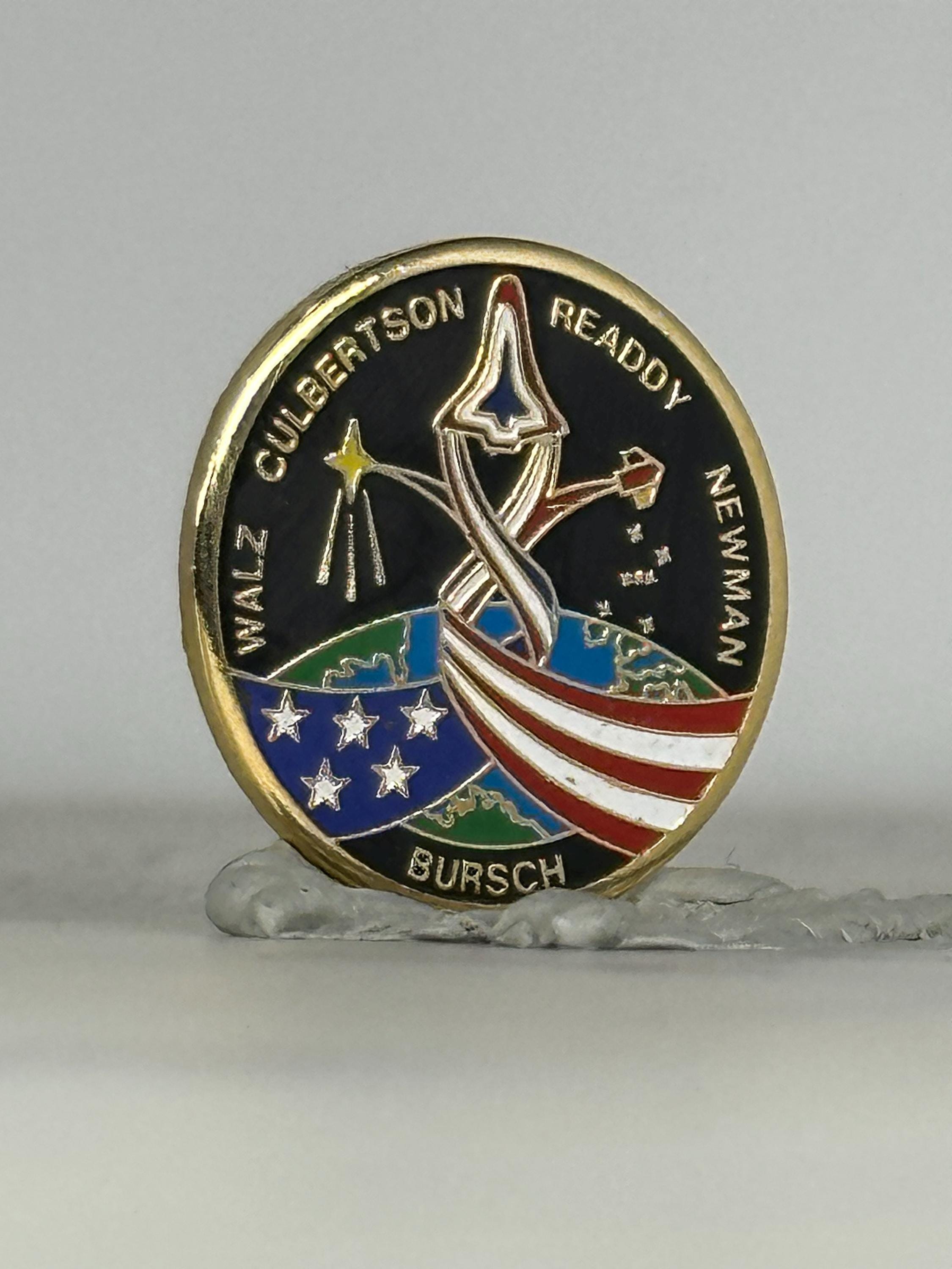 NASA Space Shuttle Discovery STS-51 Mission Pin (1993) – Culbertson, Readdy, Walz, Newman, Bursch Crew – Vintage NASA Collect