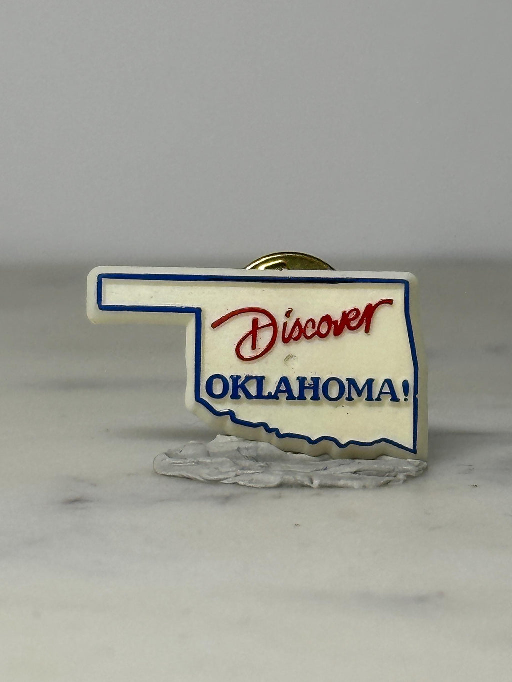 Discover Oklahoma Pin: White & Blue State Shape - Vintage Travel Accessory