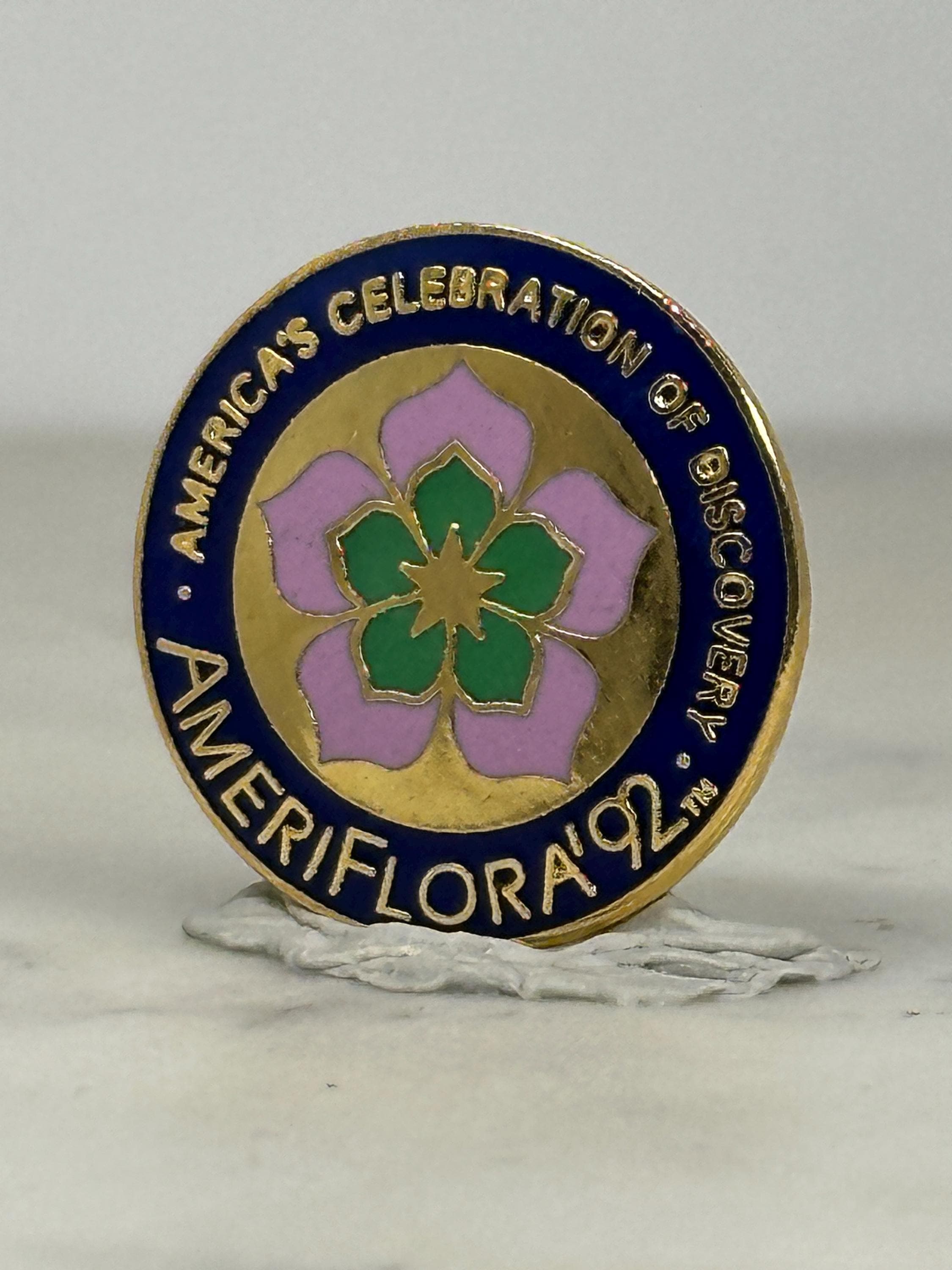AmeriFlora '92 Pin: Gold Enamel Flower Emblem - 1990s Event Accessory