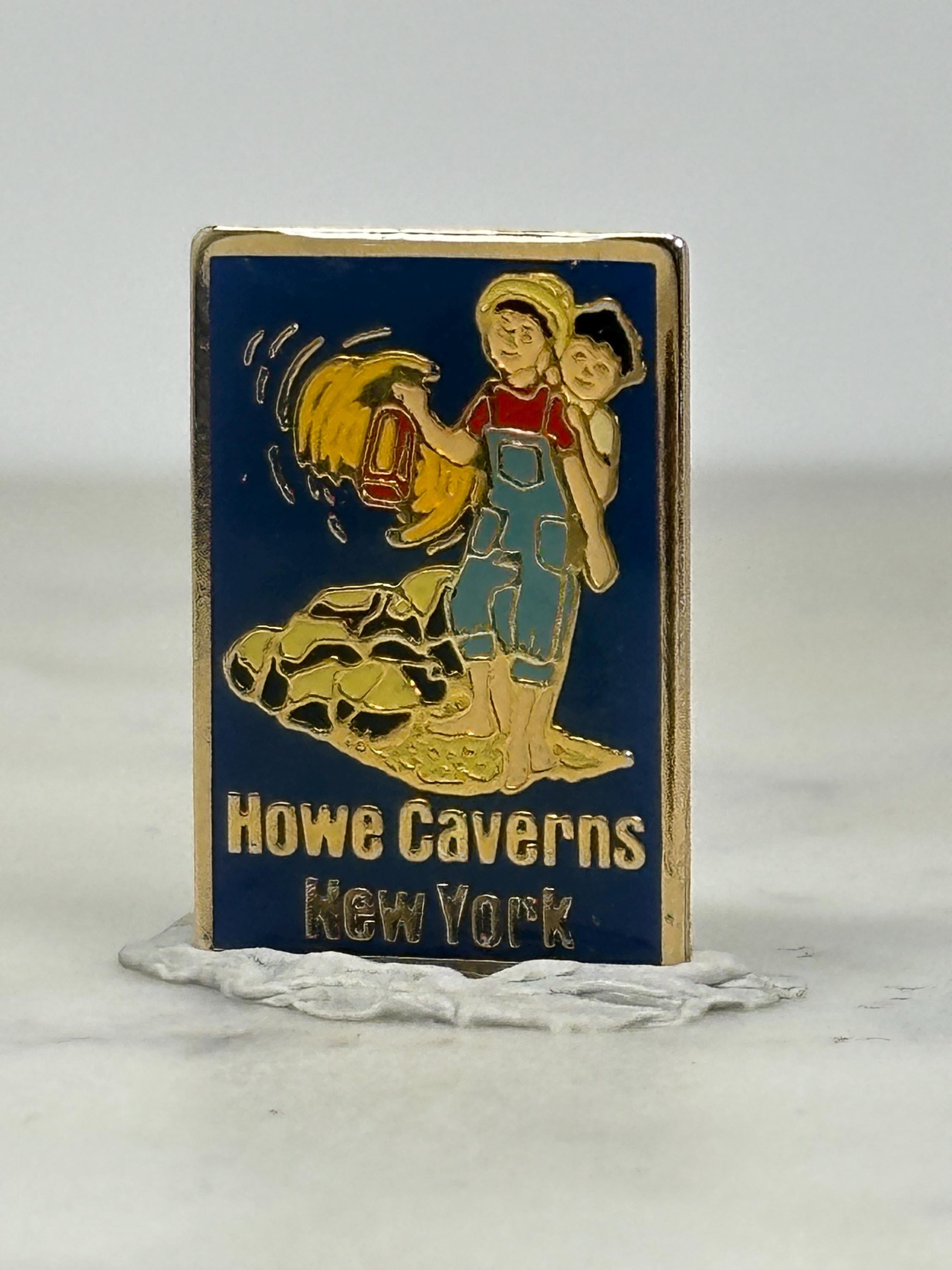 Howe Caverns Souvenir Pin: Enamel Goldtone - Vintage Travel Accessory