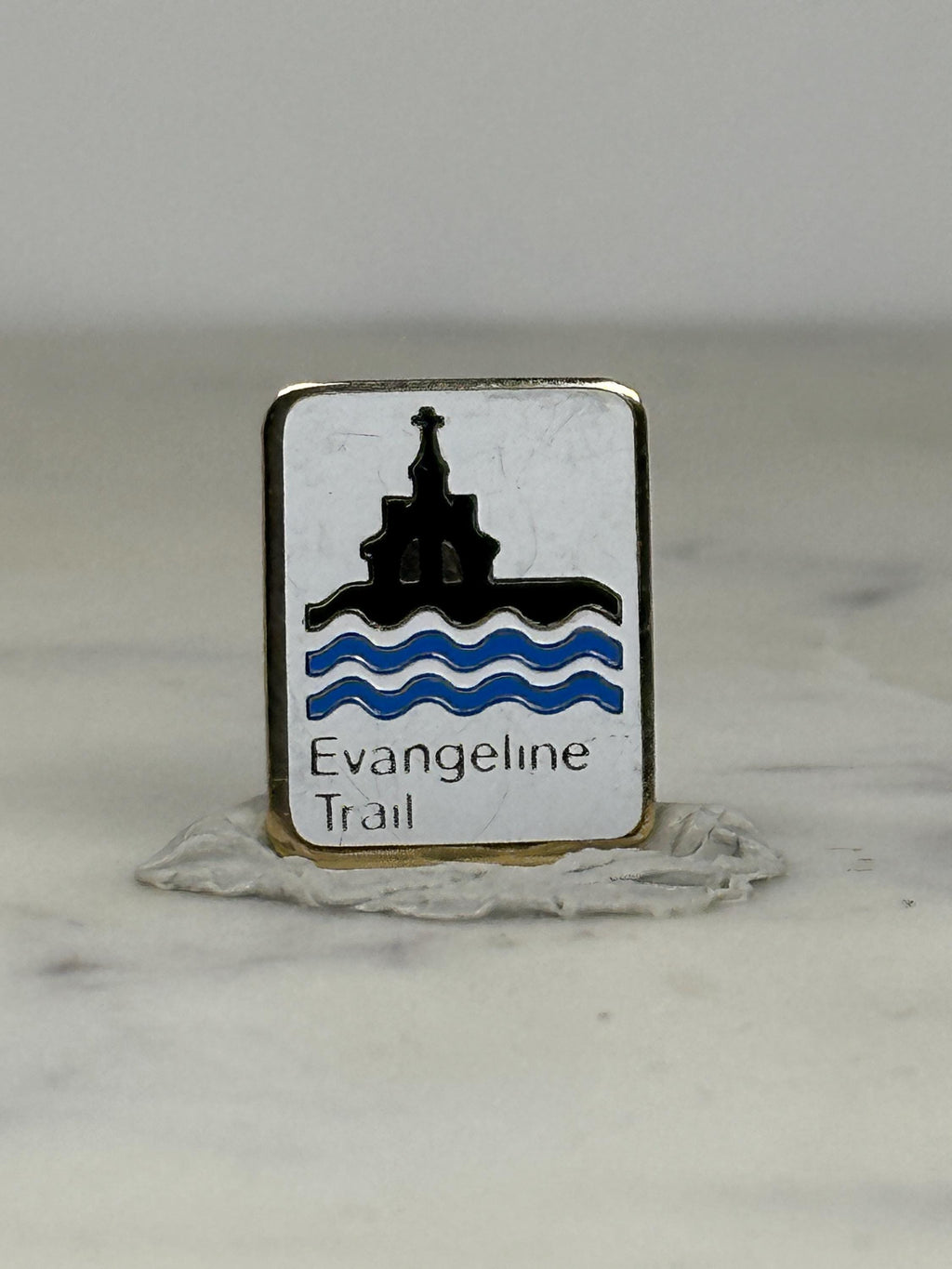 Evangeline Trail Pin: White Enamel & Gold Tone - Travel Souvenir Accessory