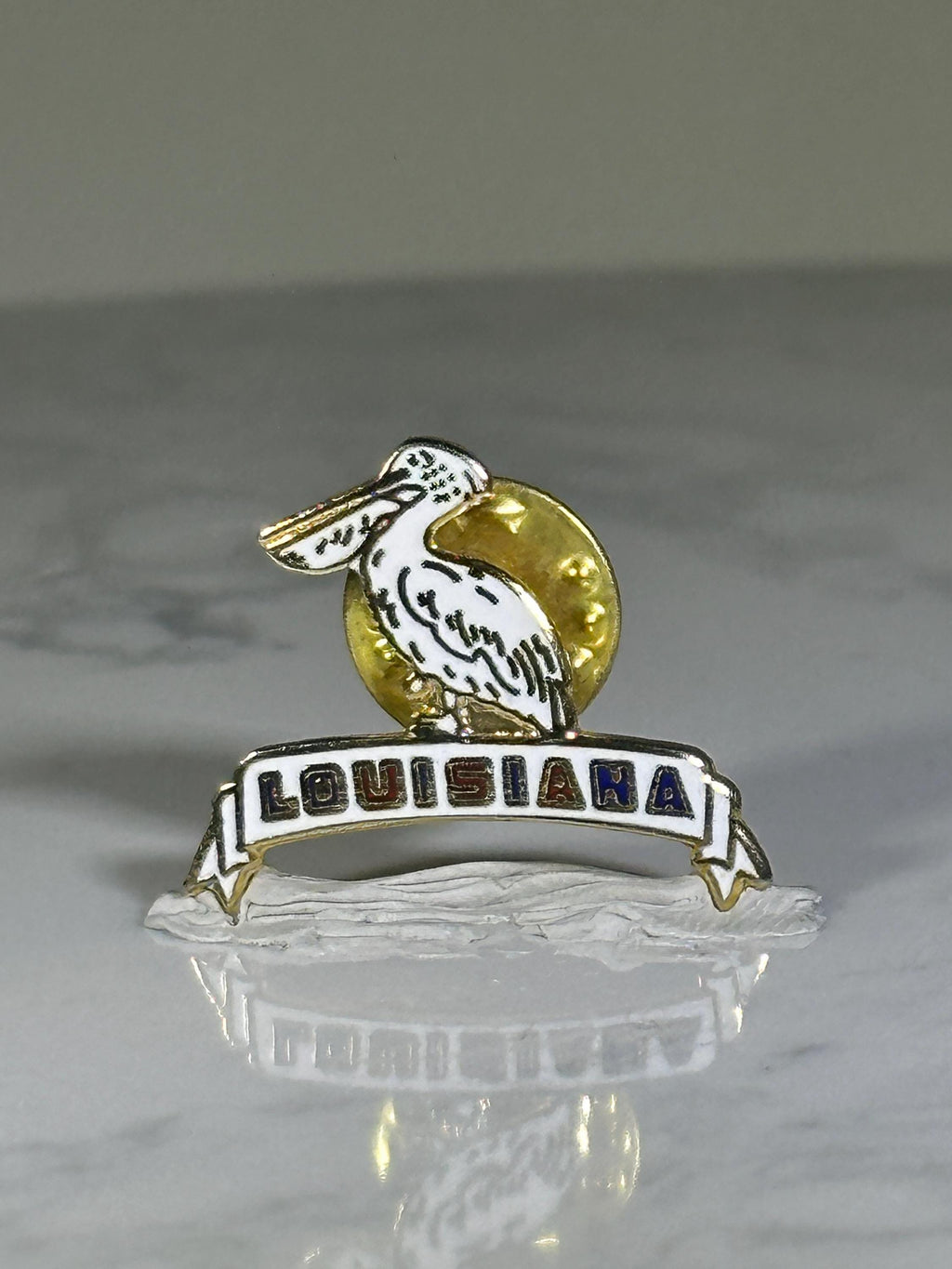 Louisiana Pelican Pin: White Enamel & Gold - State Souvenir Accessory