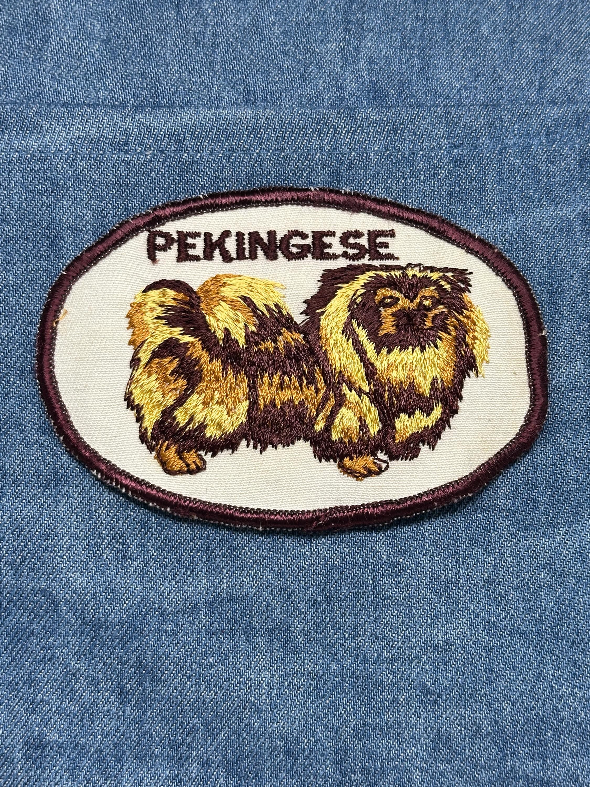 Pekingese Dog Patch: Sew-On Oval Yellow-Brown - Vintage Dog Accessory