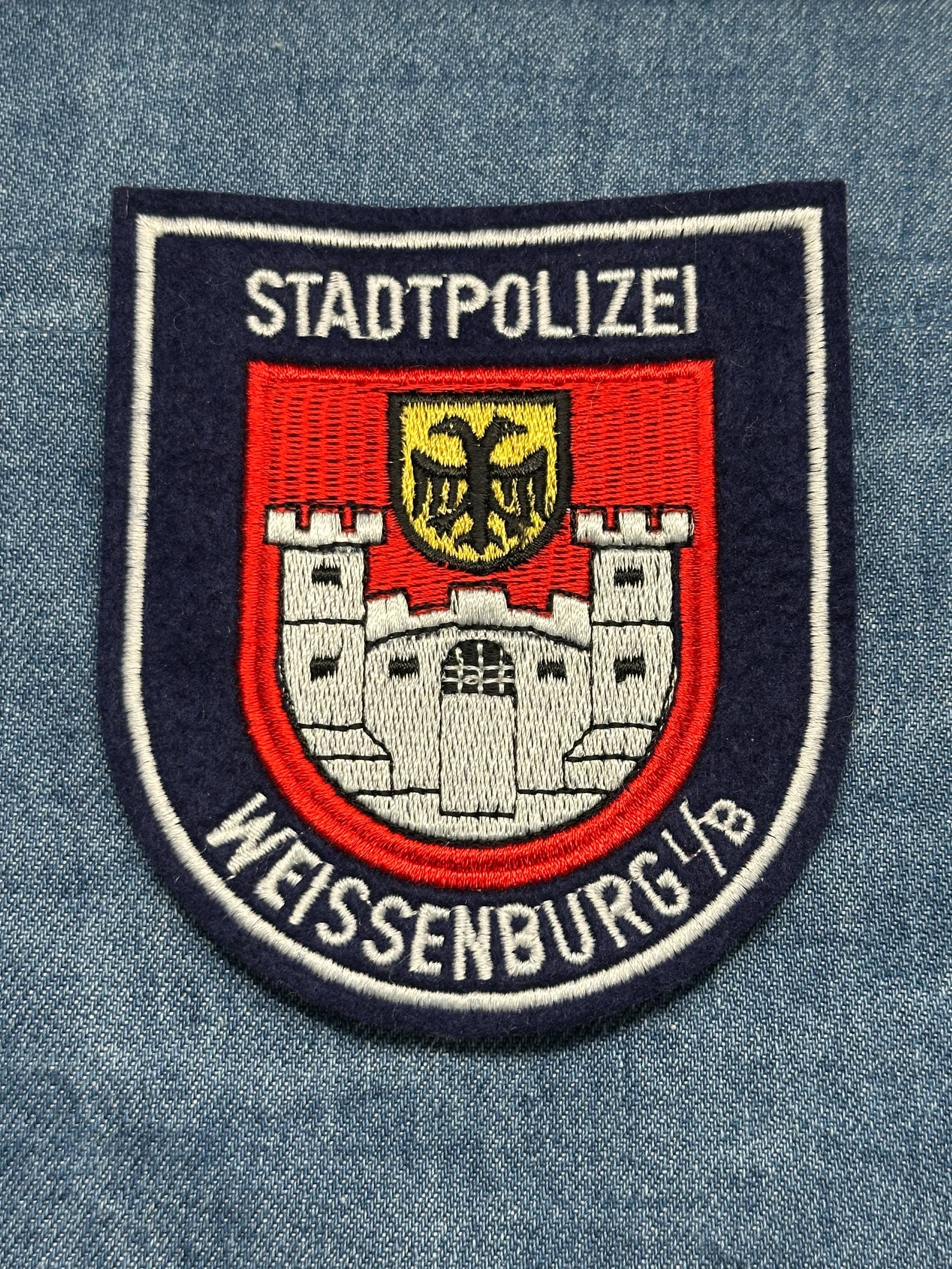 Stadtpolizei Weissenburg Collectable Patch: Sew-On Shield Red/Blue - German Police Accessory