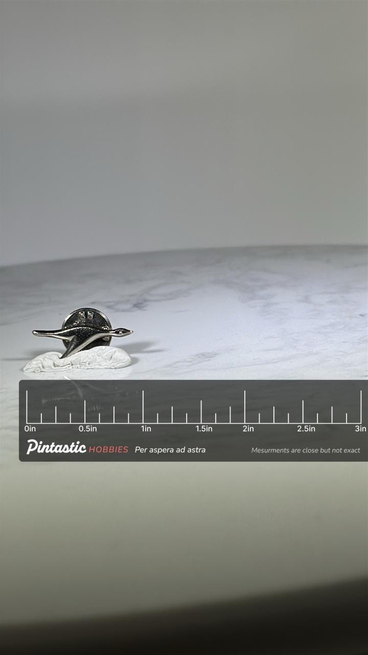 Minimalistic Goose Pin: Silver Tone - Retro Aminal Accessory with ruler overlay for size reference