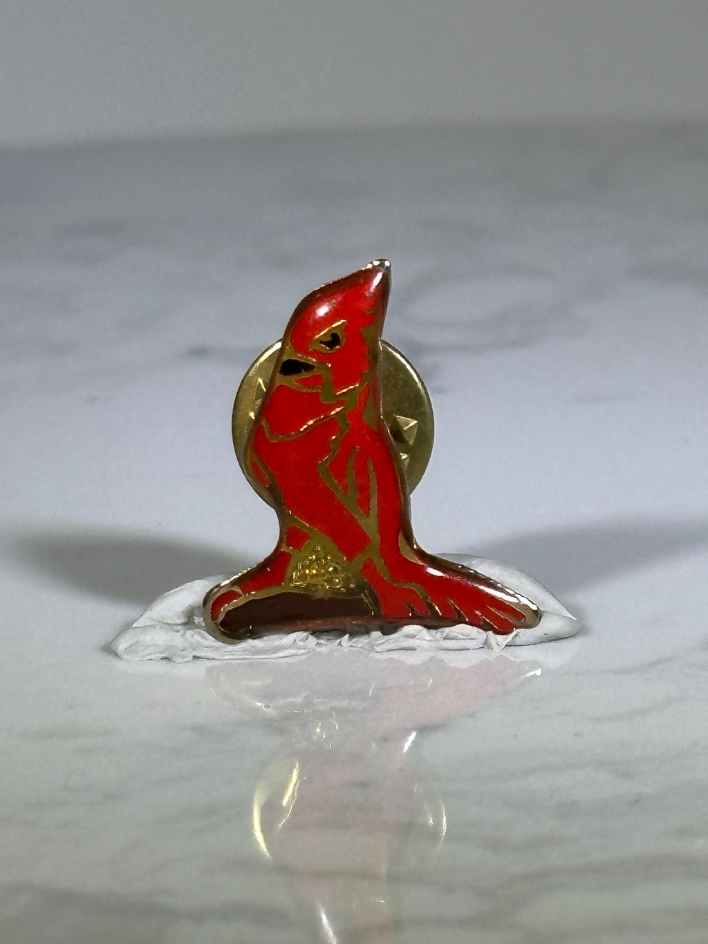 Red Cardinal Bird Pin: Gold Tone Enamel - Vintage Nature Accessory
