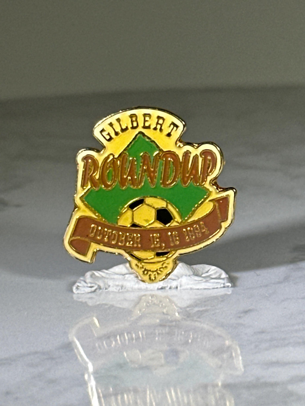 Gilbert Roundup Soccer Pin: Gold Green Enamel - 1994 Sports Accessory