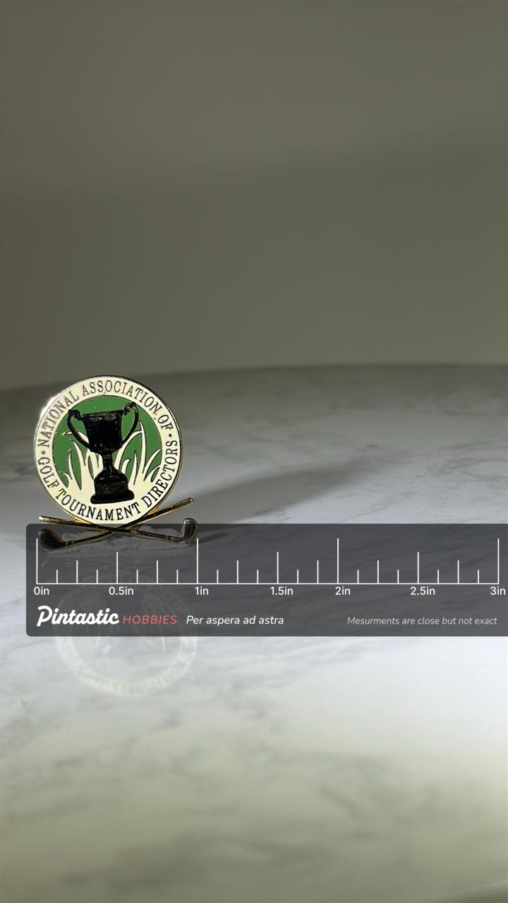 Golf Tournament Directors Pin: Gold Green Enamel - Vintage Sports Accessory with ruler overlay for size reference
