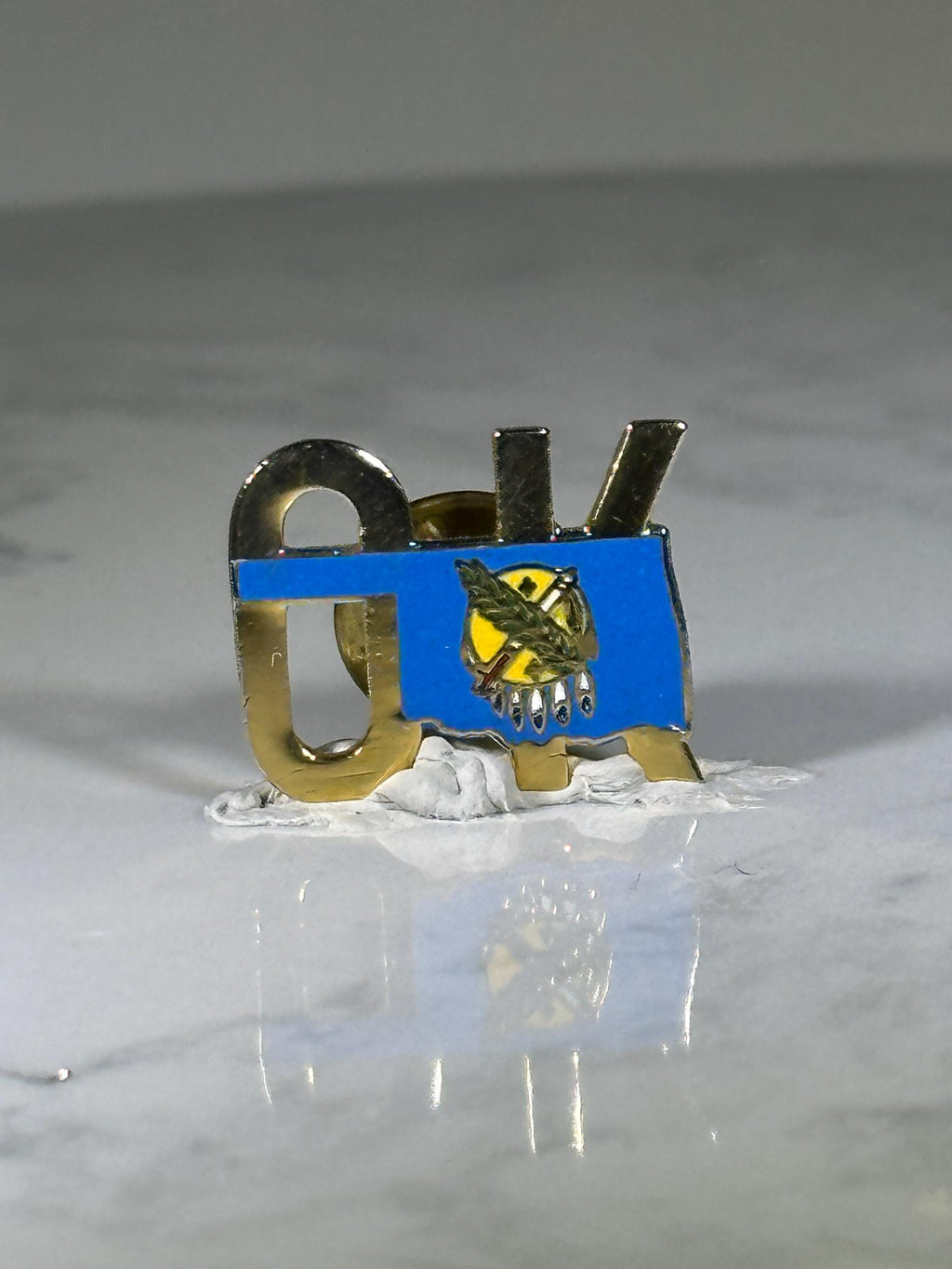 Oklahoma OK State Pin: Gold Blue Enamel Finish - Souvenir Travel Accessory