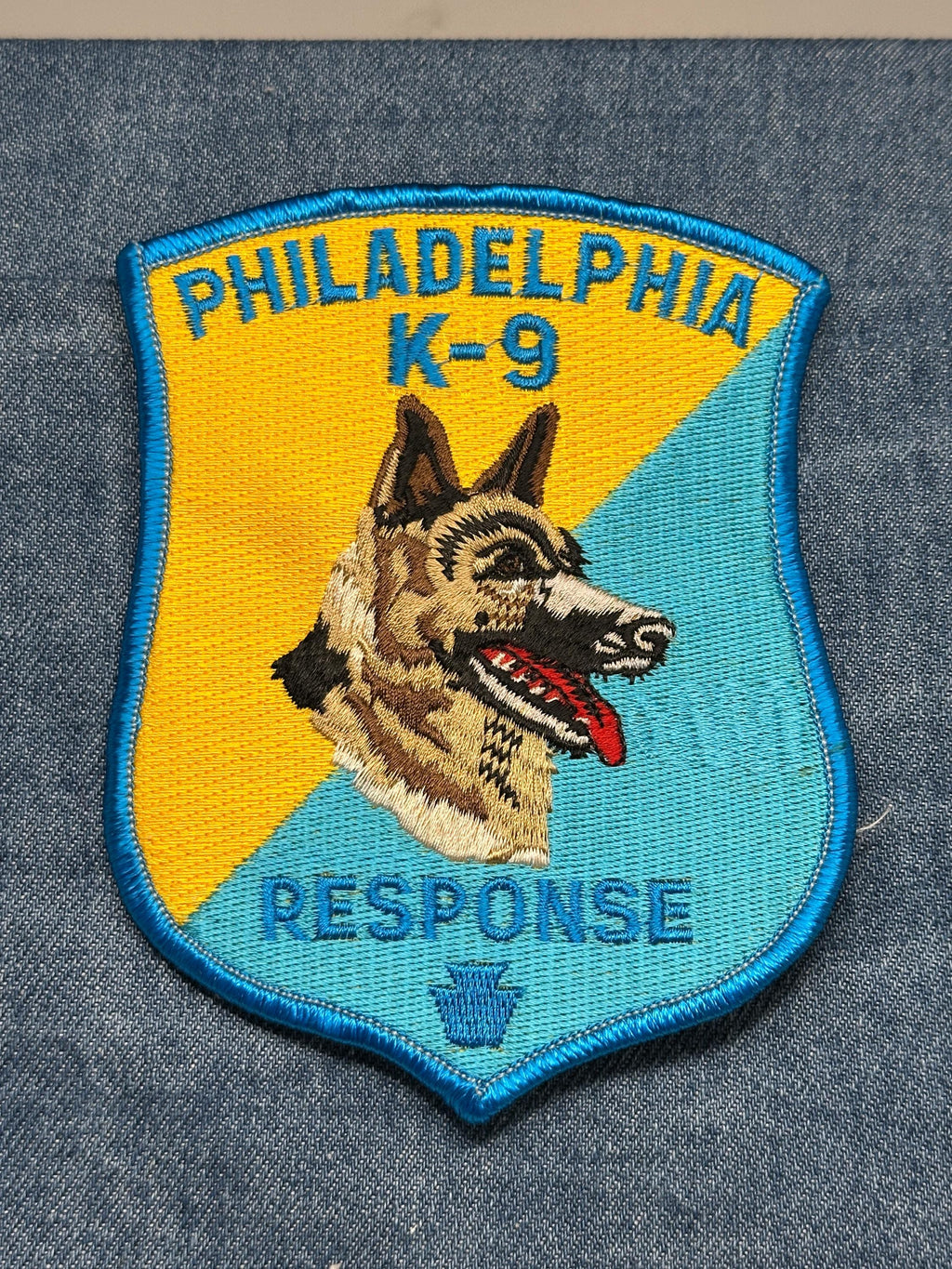 Philadelphia K-9 Collectable Patch: Sew-On Shield Blue/Yellow - Police Accessory