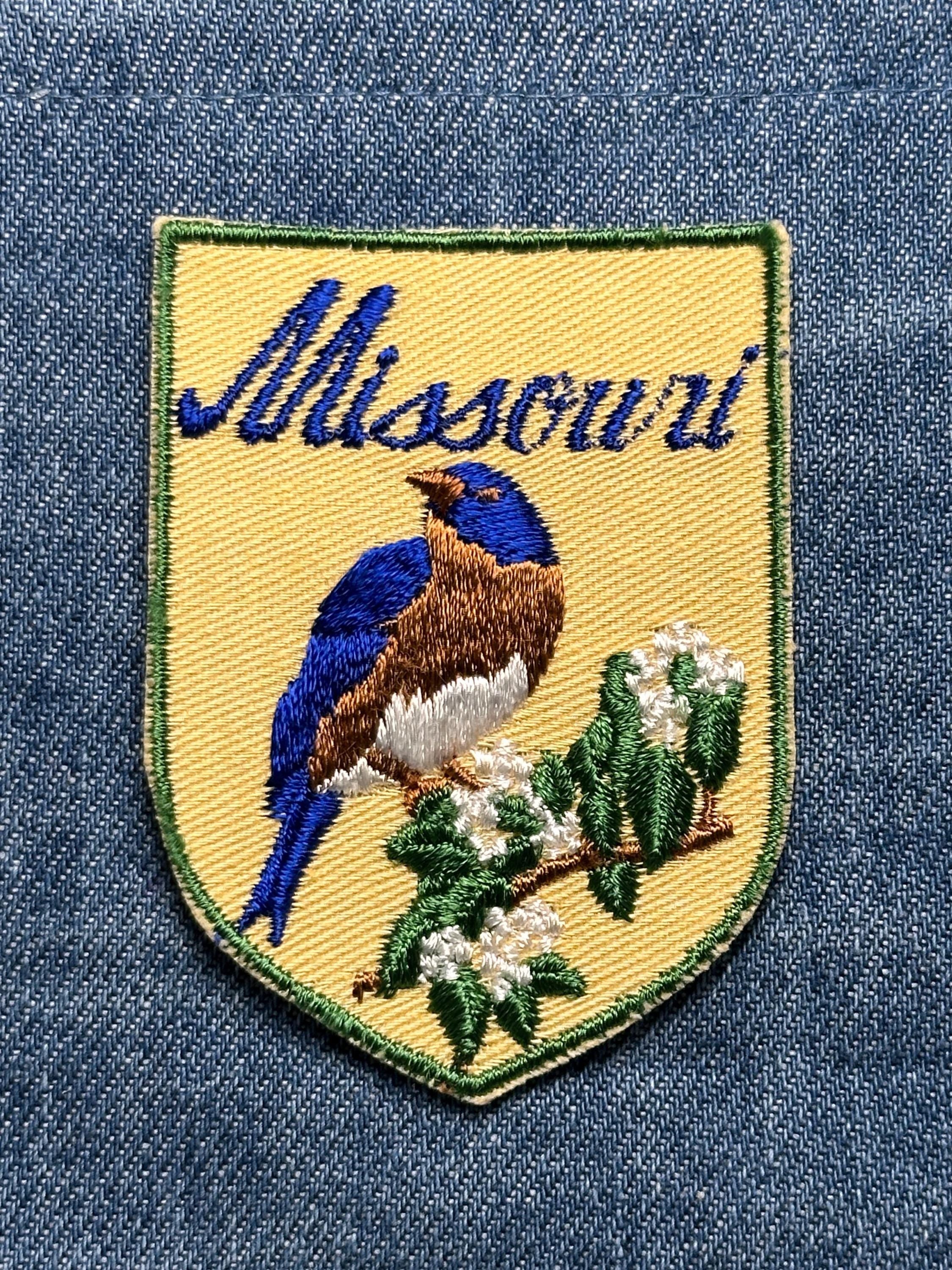 Missouri Collectable Patch: Sew-On Shield-Shape Yellow Bluebird - Vintage State Accessory