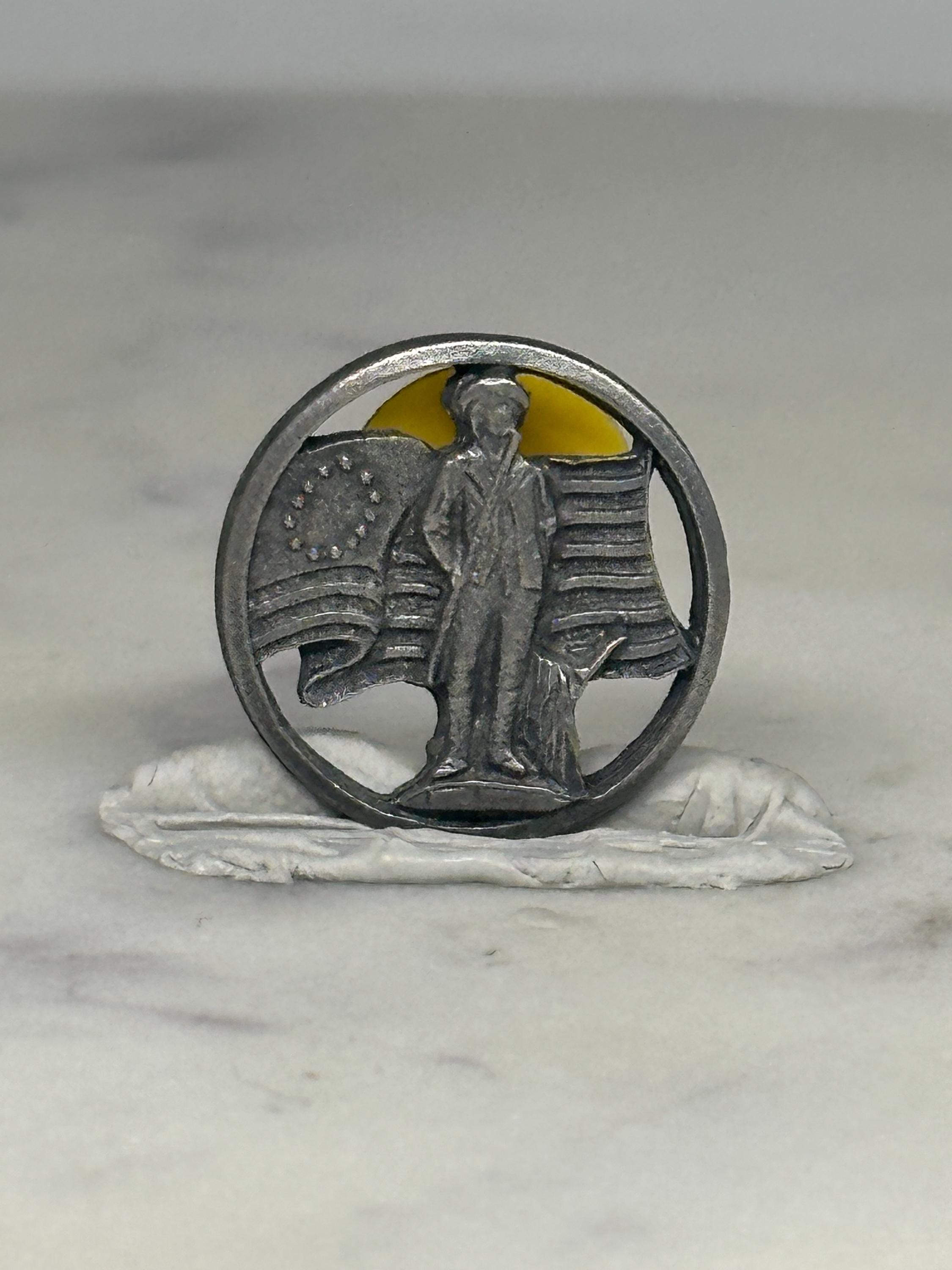 Betsy Ross Flag Soldier Pin: Silver Tone Finish - Patriotic Accessory