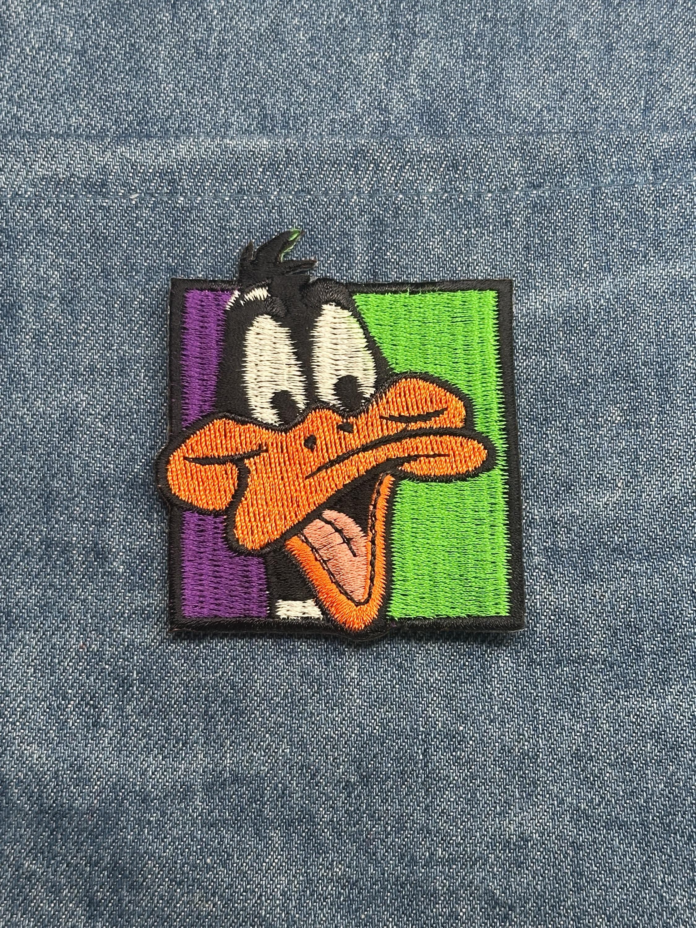 Daffy Duck Collectable Patch: Bold Color Block - Cartoon Classic Accessory