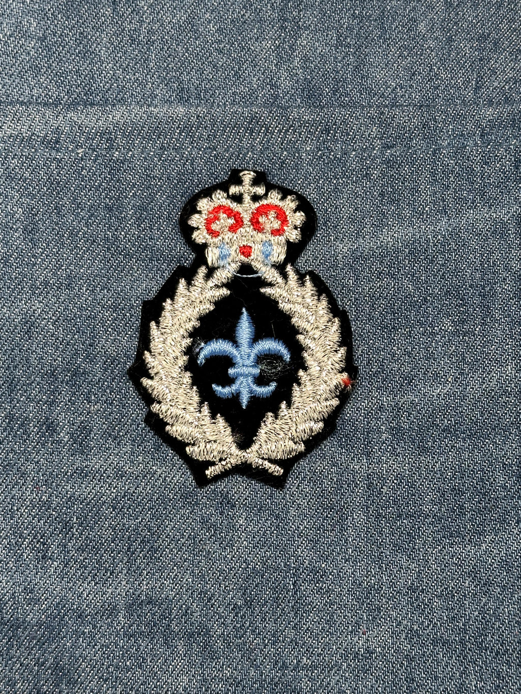 Crown & Fleur-de-Lis Collectable Patch: Silver Black Velvet - Regal Emblem