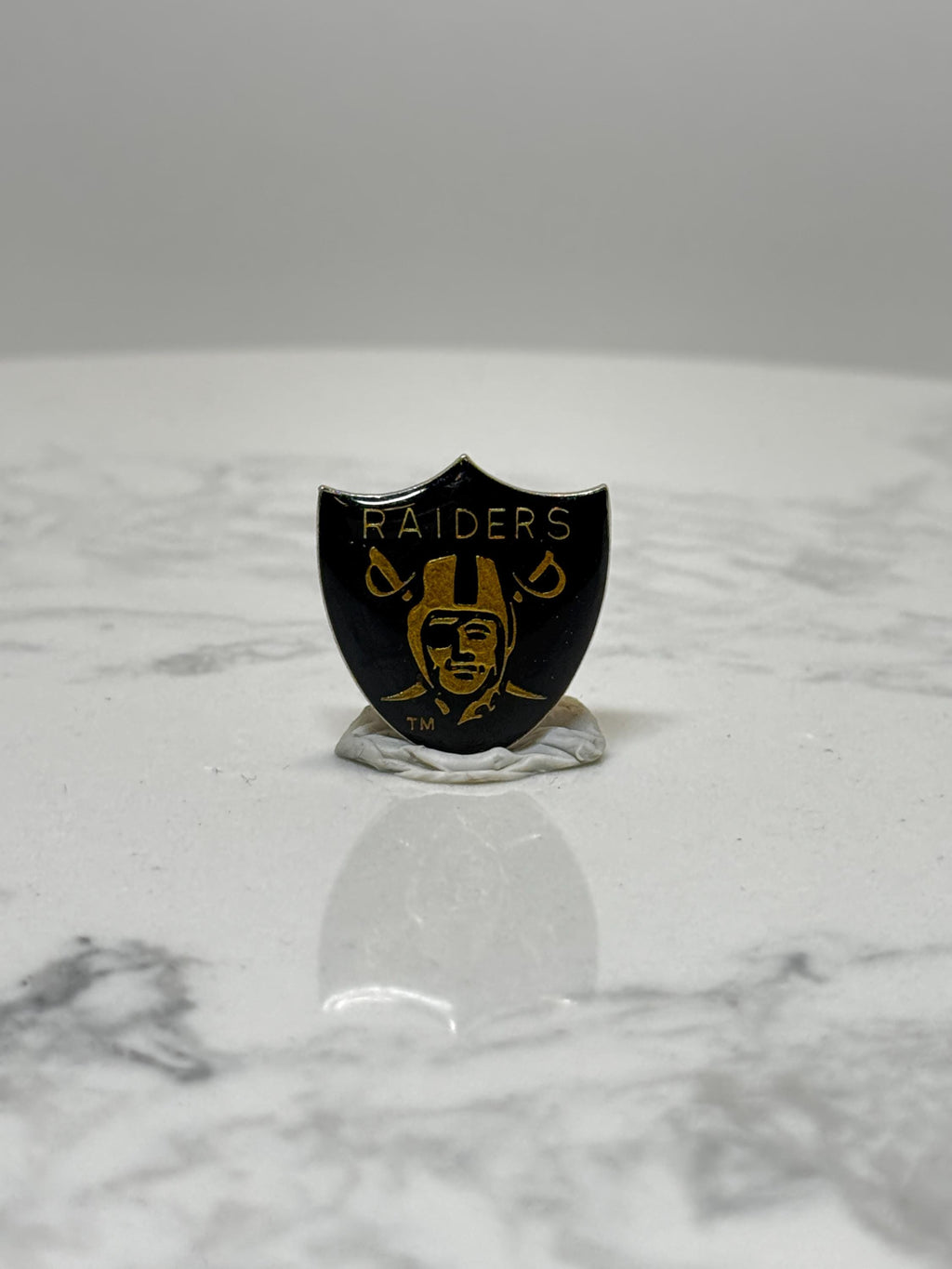 Raiders NFL Team Pin: Black & Gold Enamel - Vintage Sports Accessory