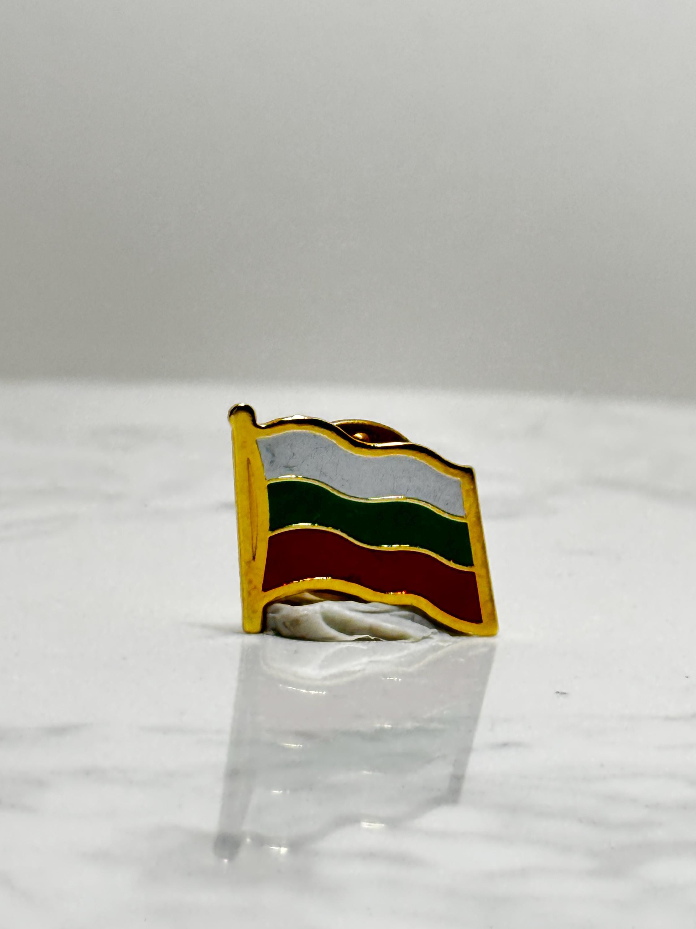 Bulgaria Flag Pin: Gold Trim Enamel - Vintage Patriotic Accessory