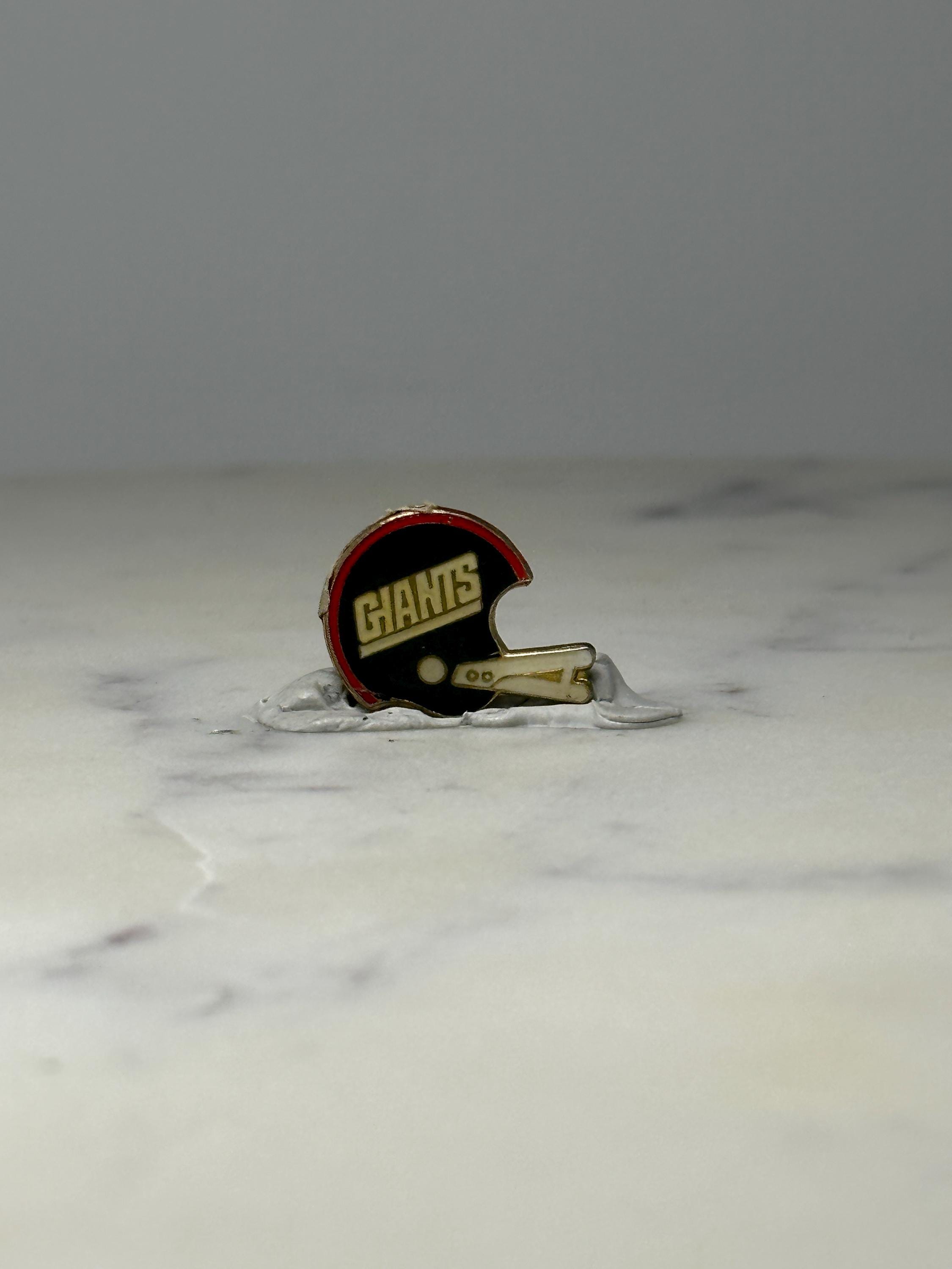New York Giants Helmet Pin: Blue Enamel - Vintage NFL Accessory