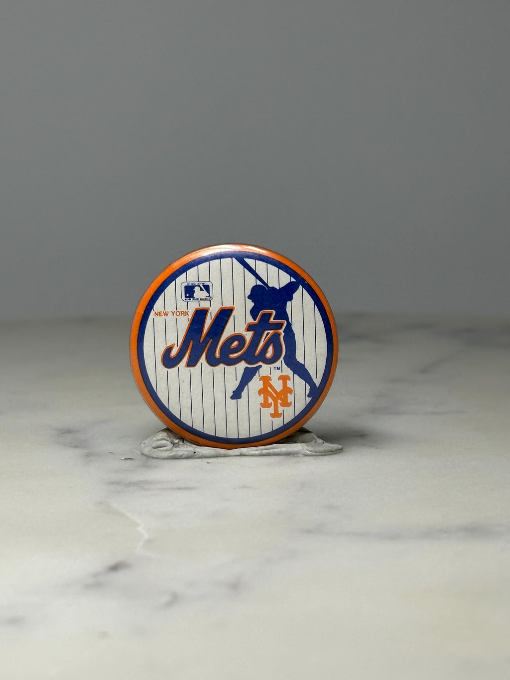 New York Mets Baseball Pin: Orange Blue Enamel - MLB Sports Accessory