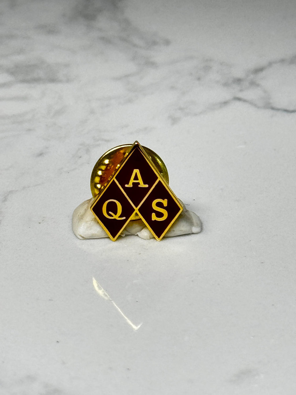 Vintage AQS American Quilters Society Pin: Gold Tone Burgundy Pin – Quilting Collectible Badge