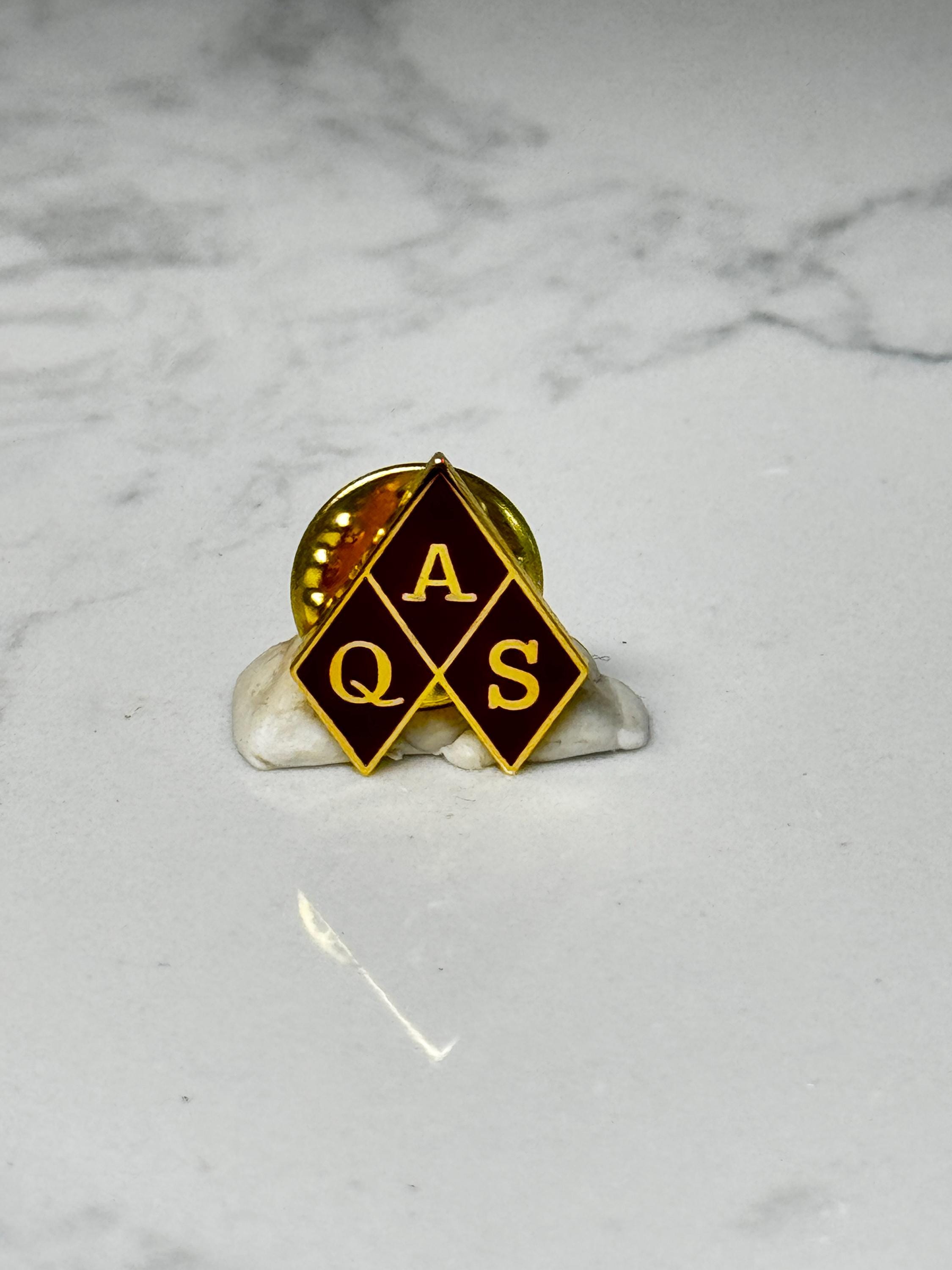 Vintage AQS American Quilters Society Pin: Gold Tone Burgundy Pin – Quilting Collectible Badge