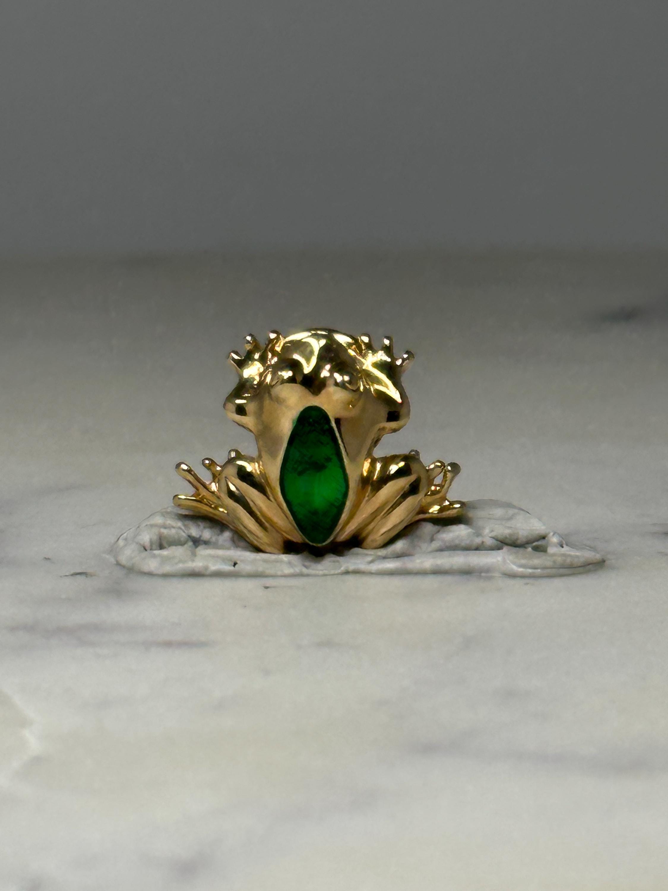 Frog Figural Lapel Pin: Gold Tone with Green Stone - 1980s Accessory