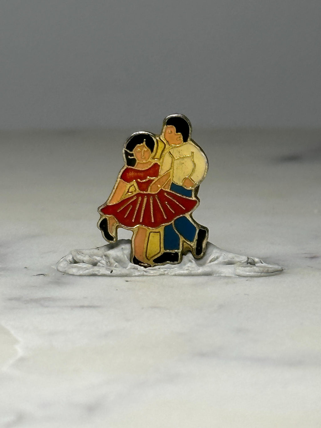 Vintage Dancing Couple Enamel Pin: Gold Tone - Retro Folk Accessory