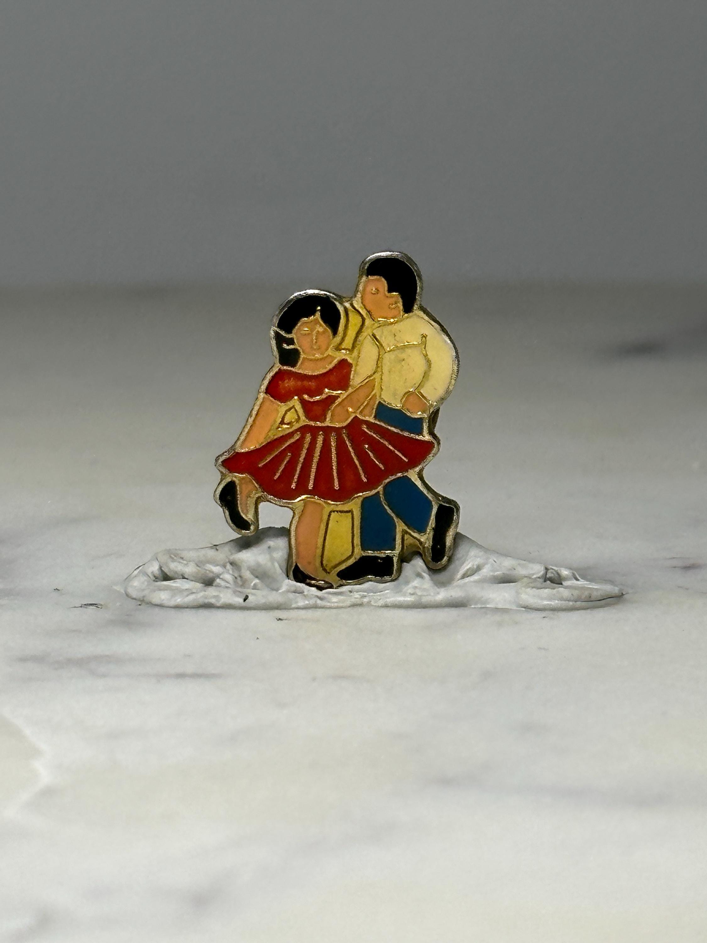 Vintage Dancing Couple Enamel Pin: Gold Tone - Retro Folk Accessory