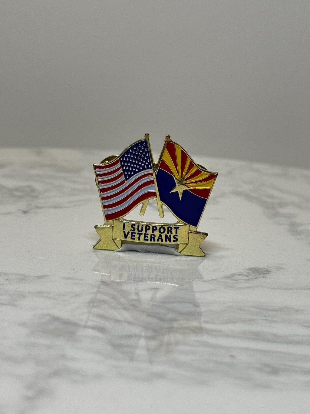 Arizona USA Flag Pin: Gold Enamel - Patriotic Support Accessory