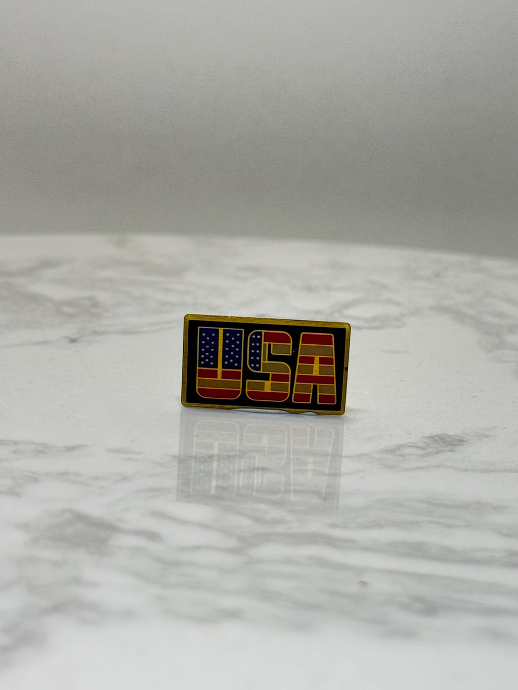 USA Flag Lapel Pin: Bold Enamel Finish - Patriotic Accessory
