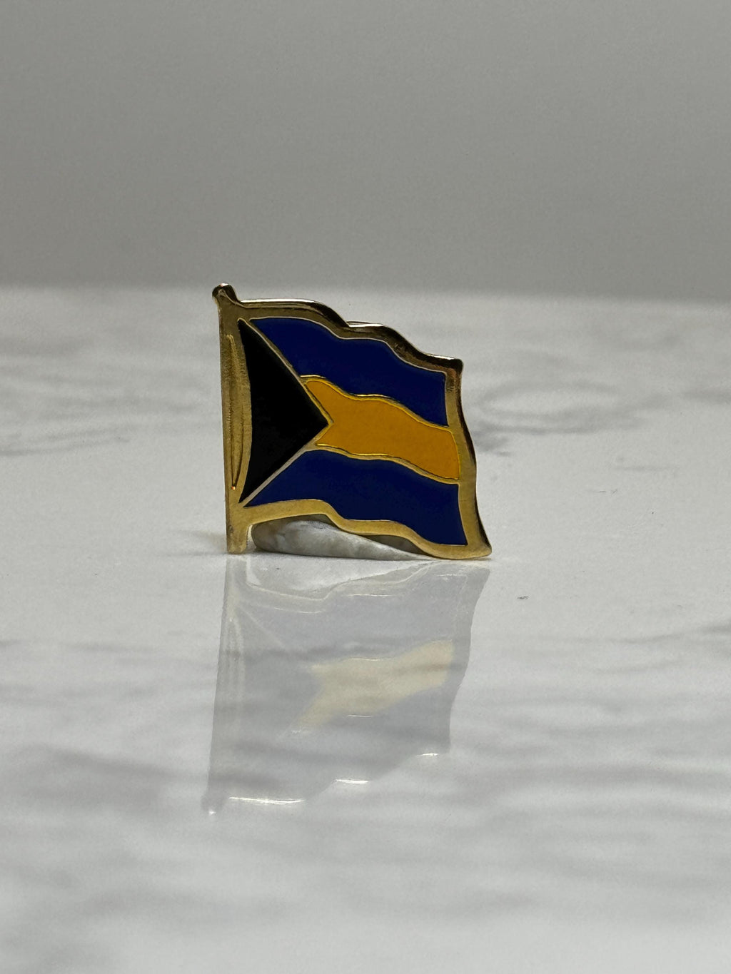 Bahamas Flag Lapel Pin: Gold Trim Enamel - Travel Souvenir Accessory