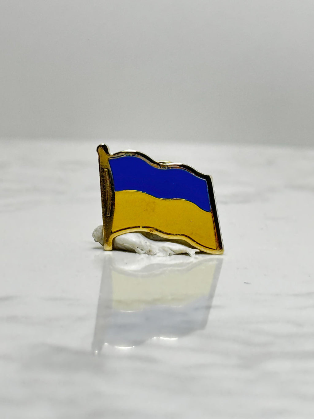 Ukraine Flag Pin: Gold Enamel - Patriotic Accessory