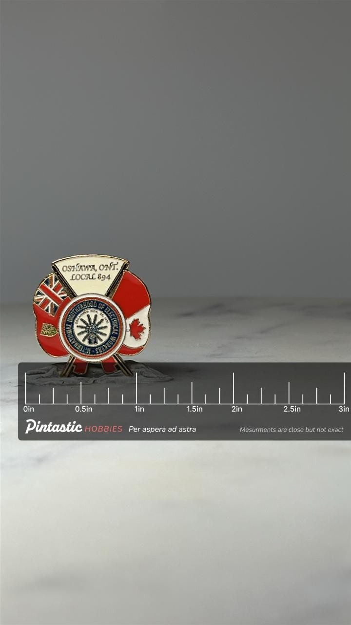 Oshawa Ontario Local 894 Union Pin: Enamel - Vintage Boilermakers Canada with ruler overlay for size reference